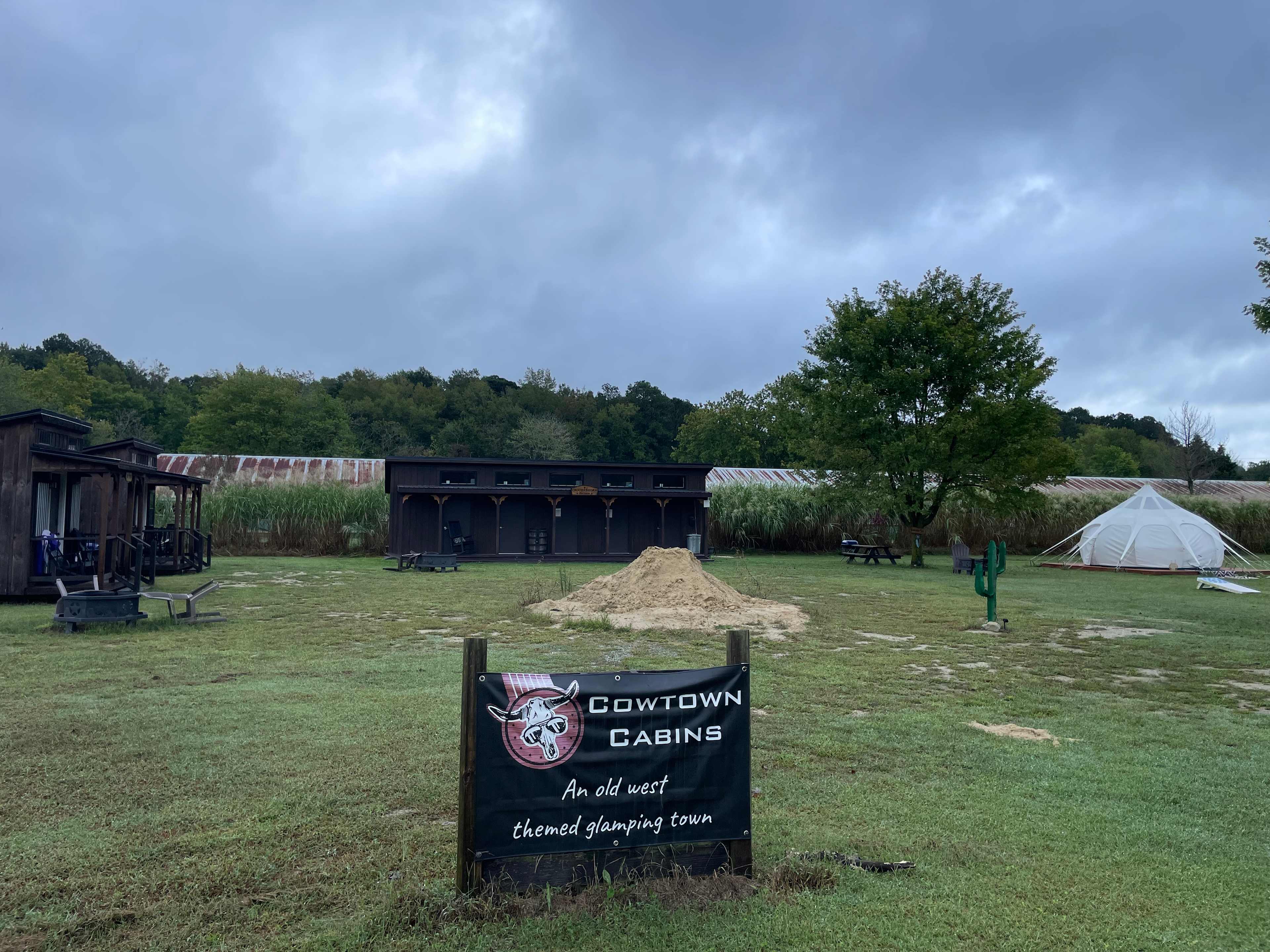 Stargazer Yurt Near Ocean City, MD
