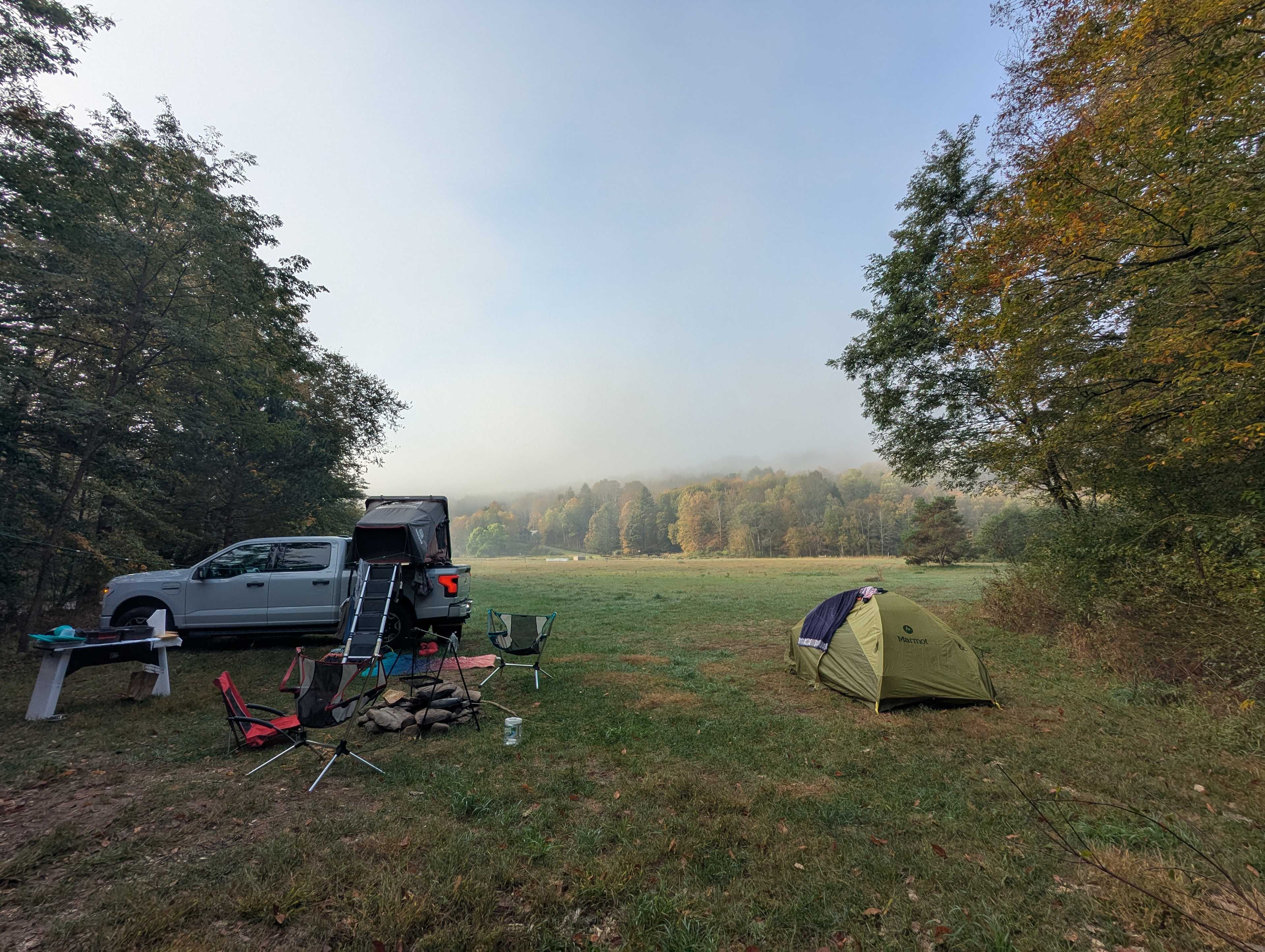 Camping along the Dyberry Creek