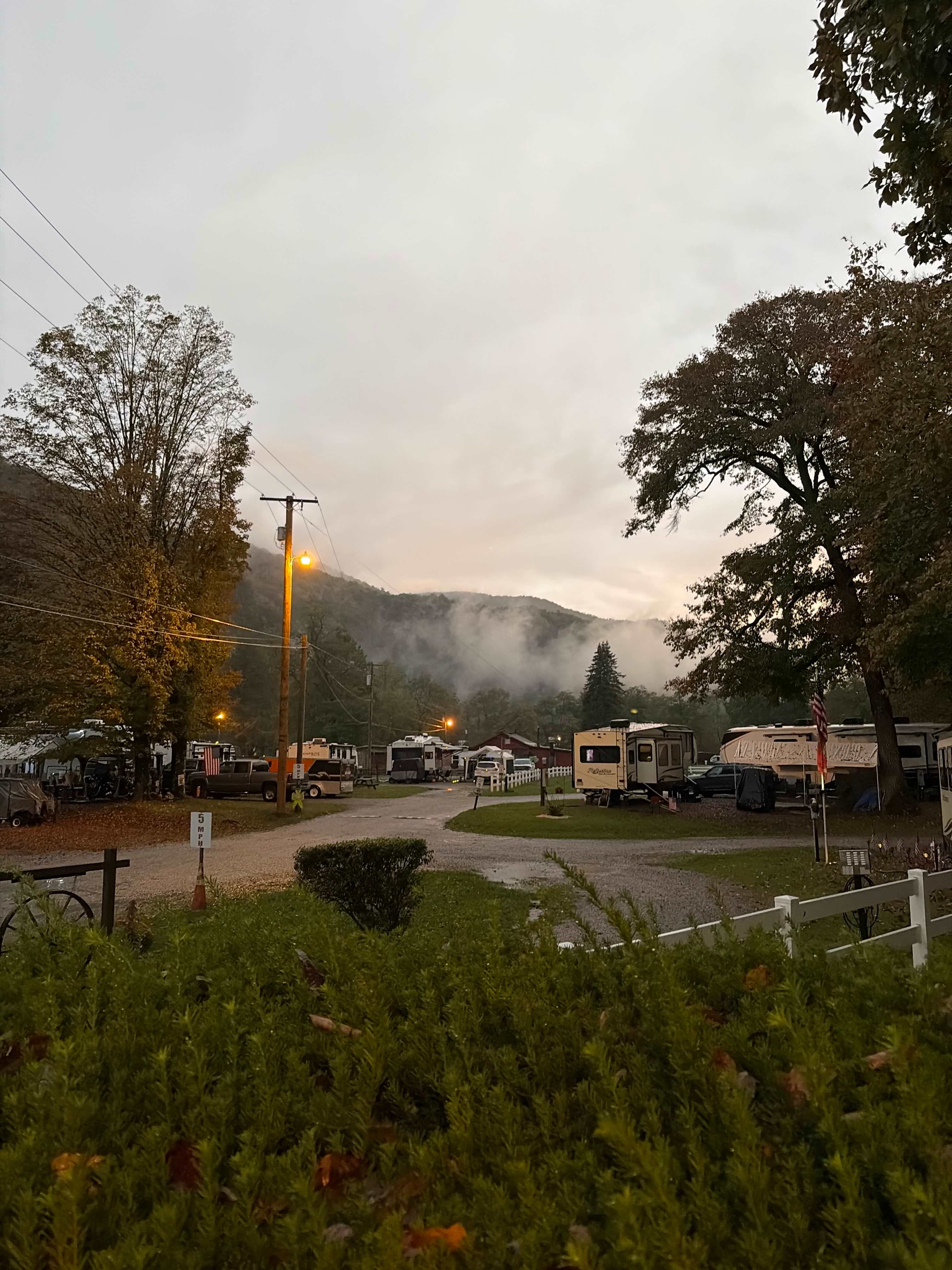 Revelle's River Resort