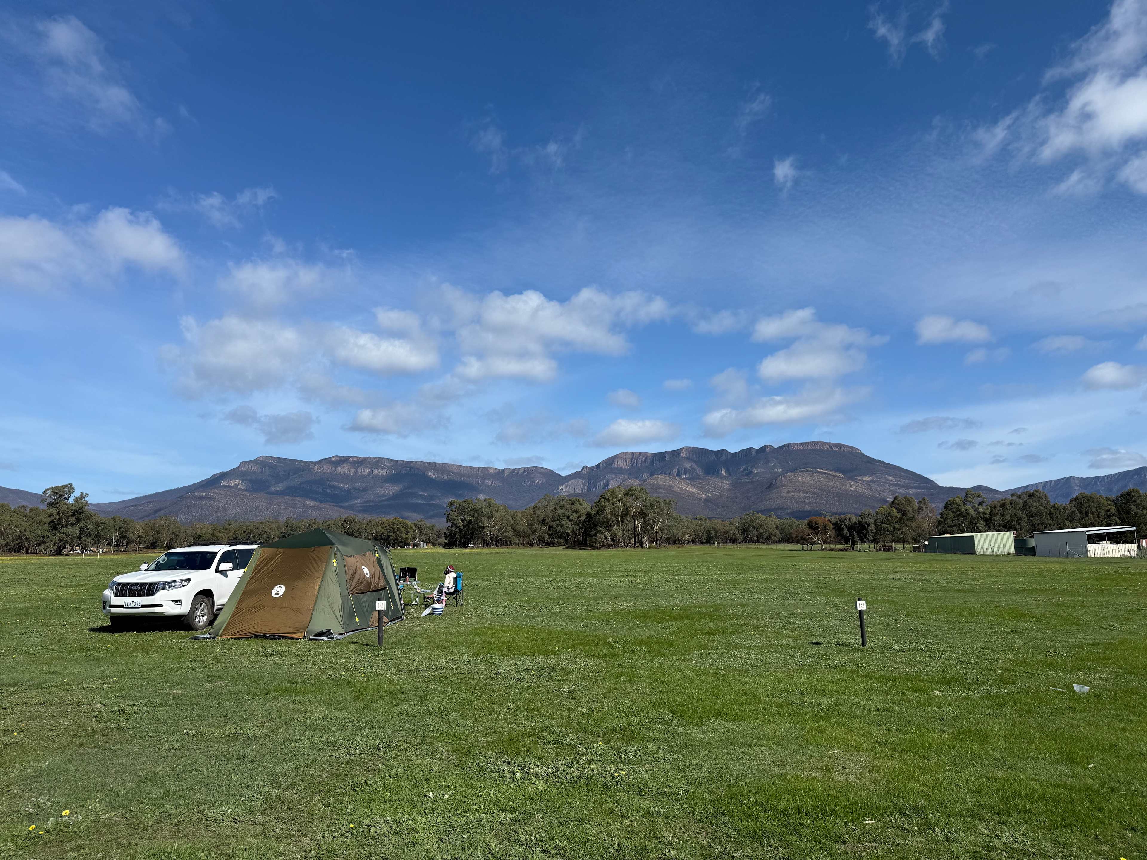 Grampians Park Station -Grand Views