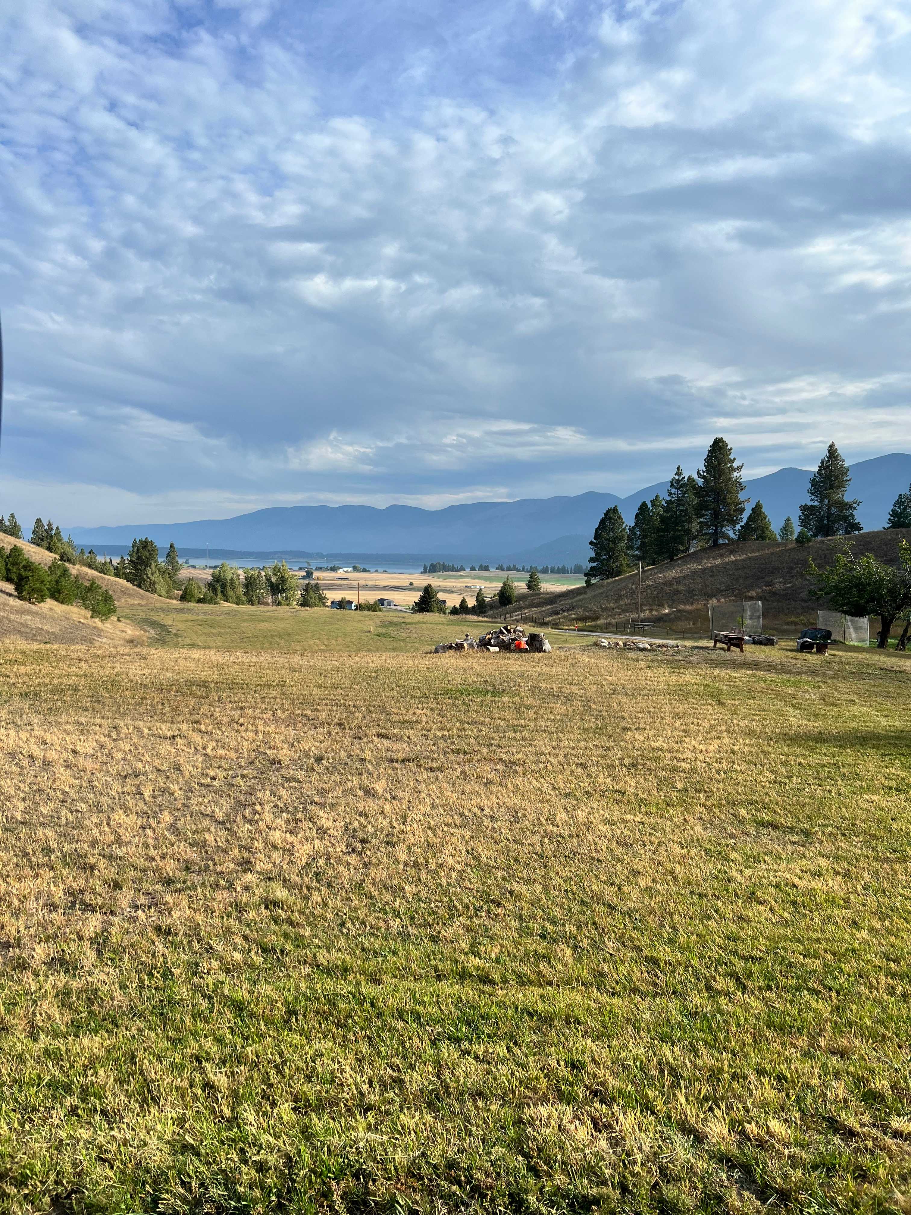 Peaceful Lake View Retreat