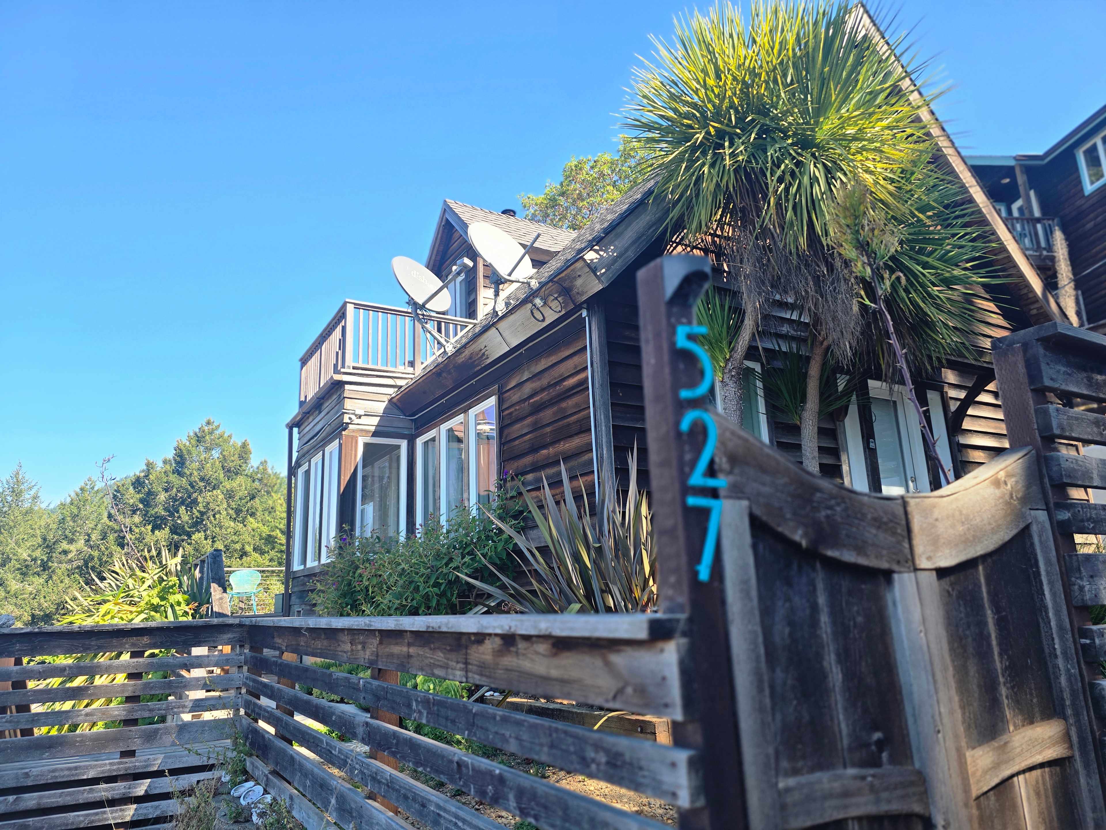 Lost Coast, Oceanview Retreat