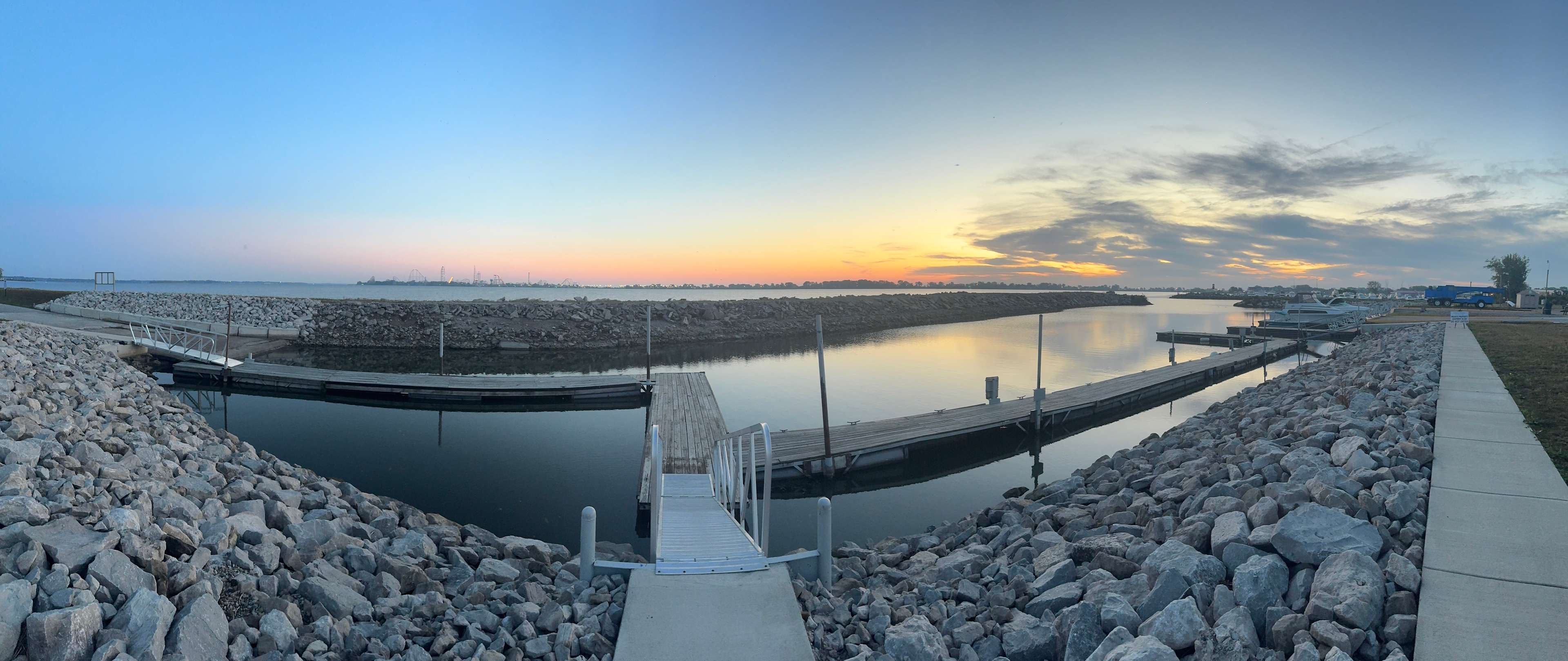 Bayfront Resort at Cross View