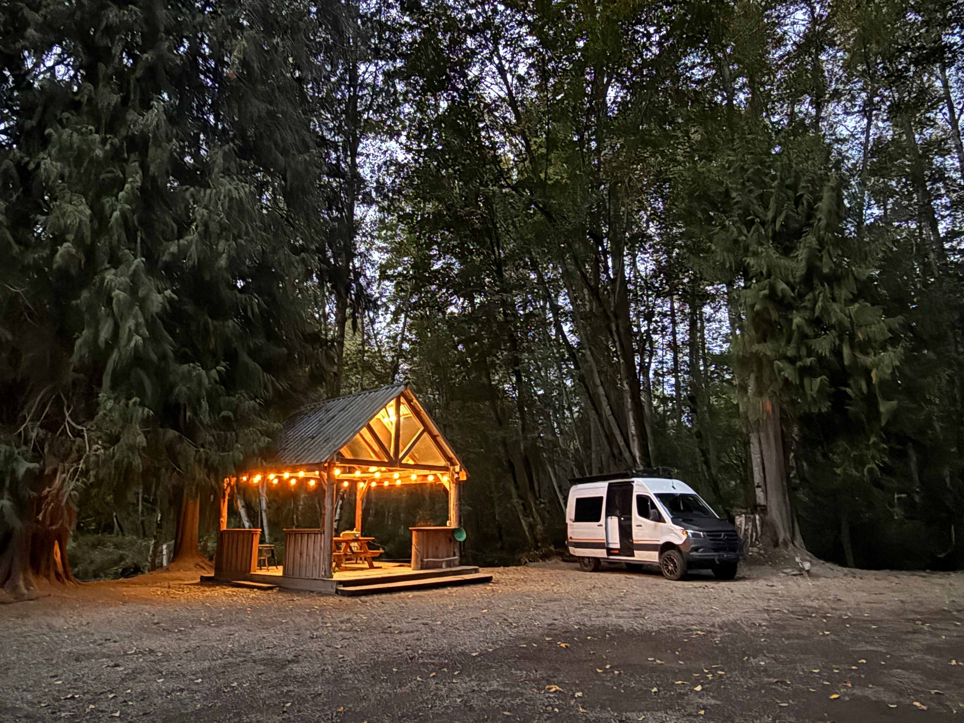 Dick's Last Resort on the River