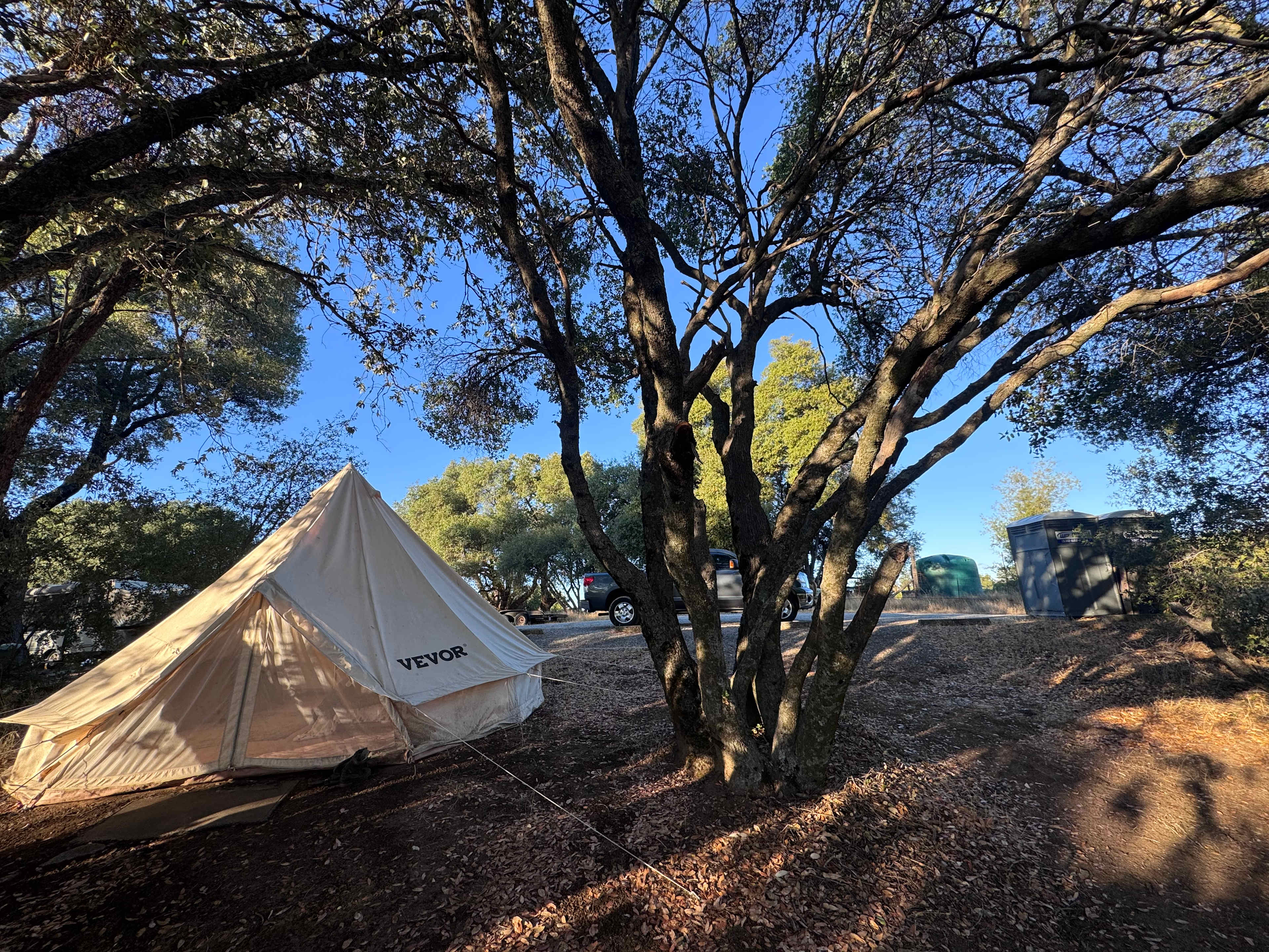 Camp 🏕 Gold Dust Vineyard