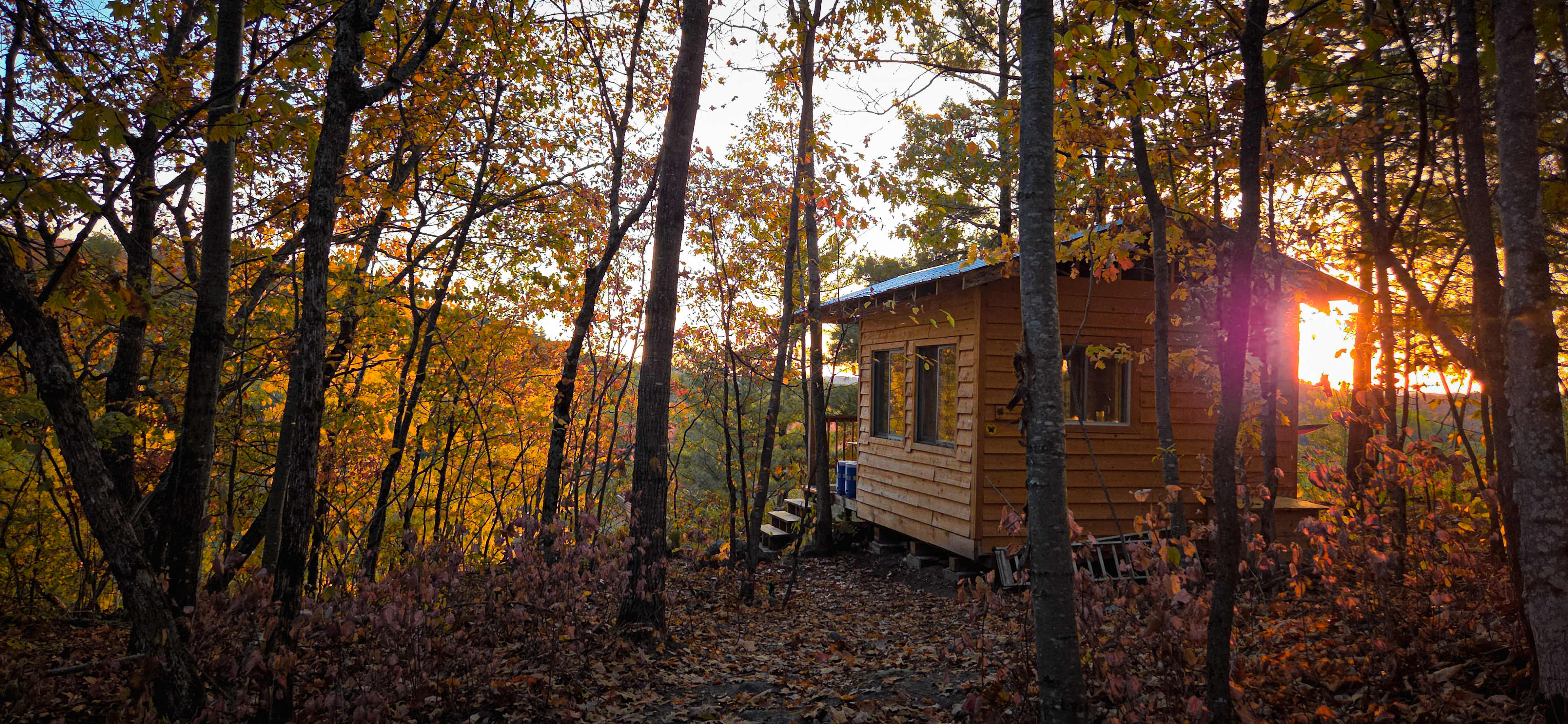 4-Season Cliffside Camp