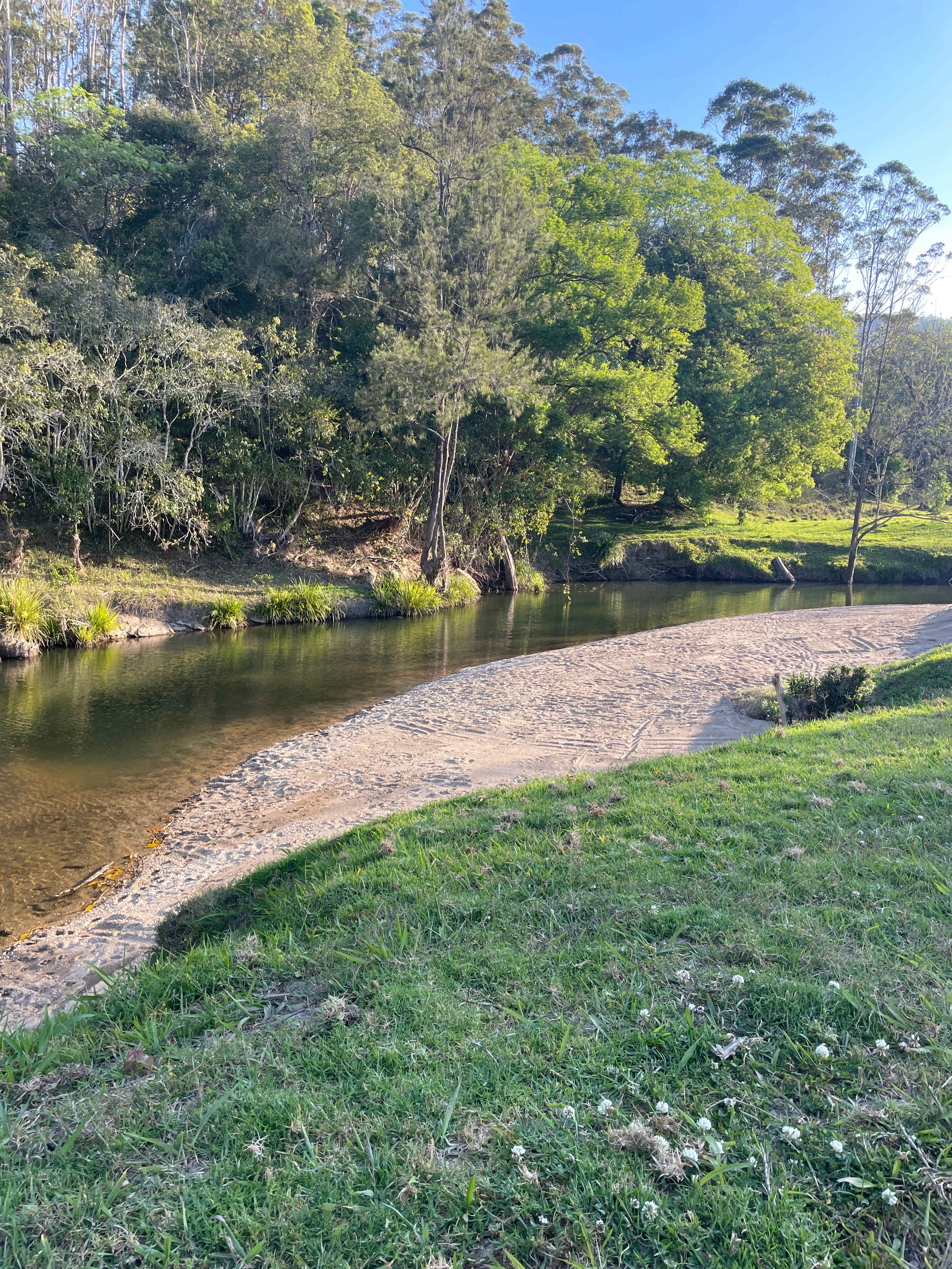 Yarrawin Camping
