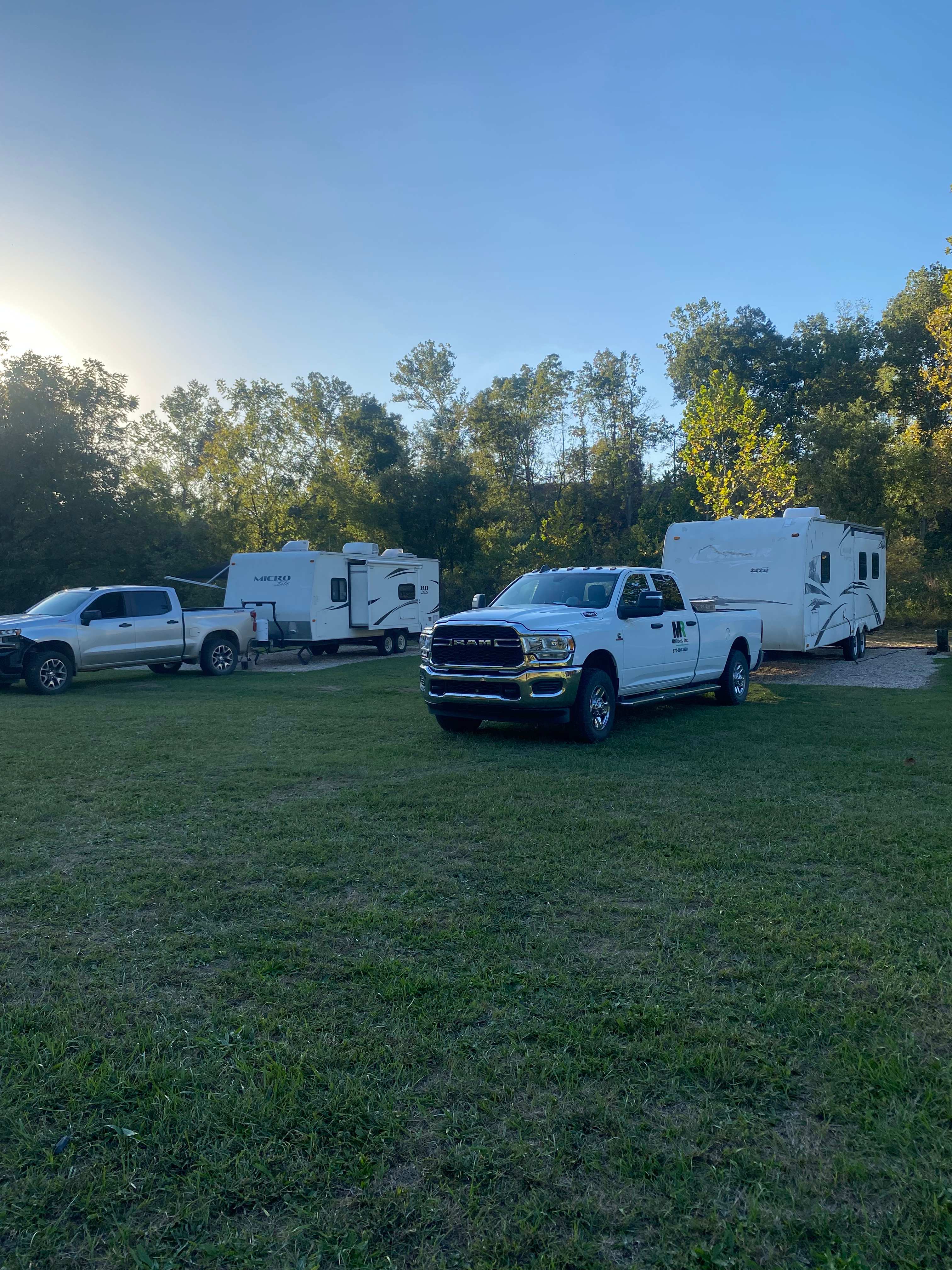 2 electric and water camp sites hook up 