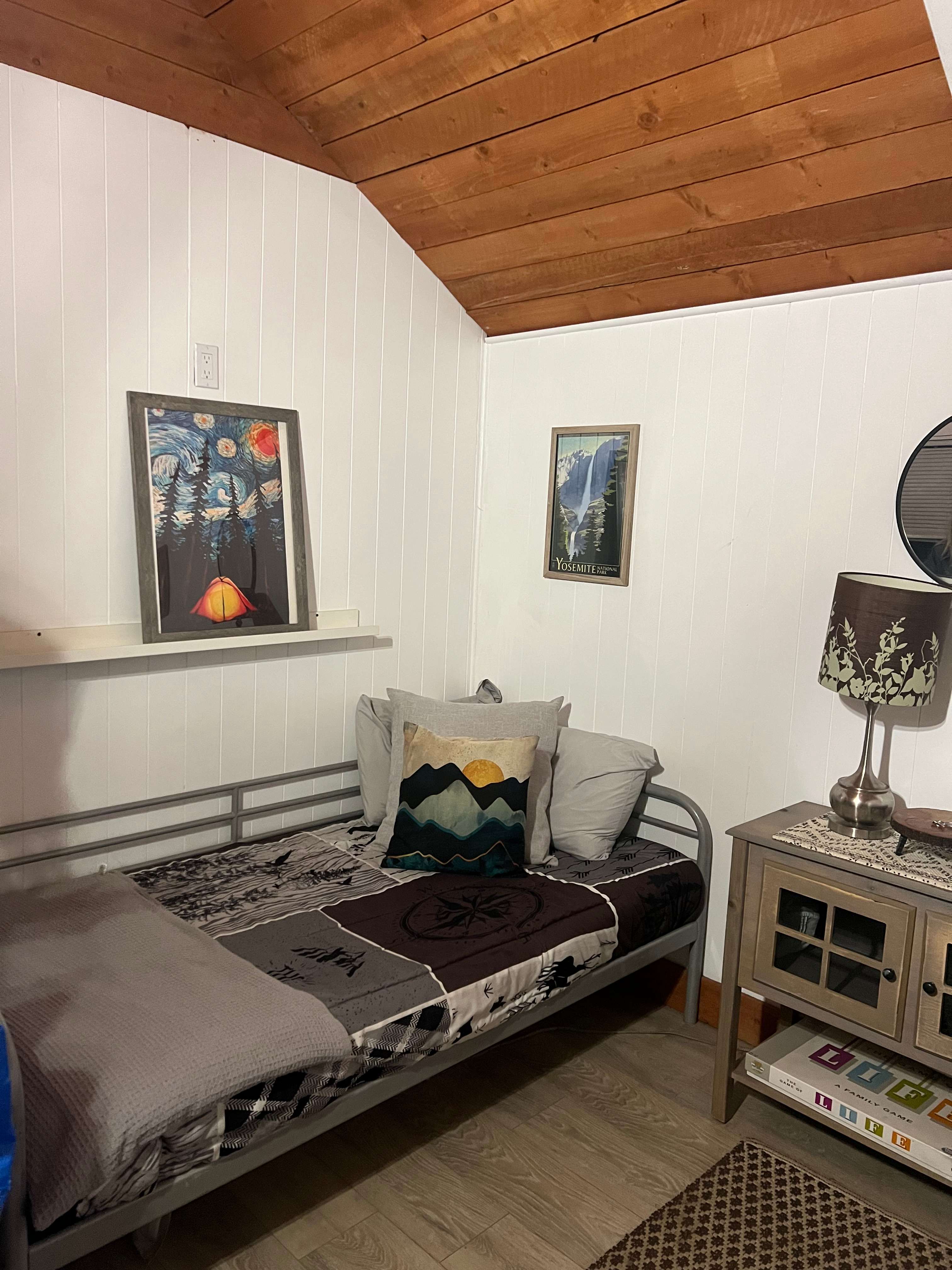 Yosemites Little Wild Lodge Cabin