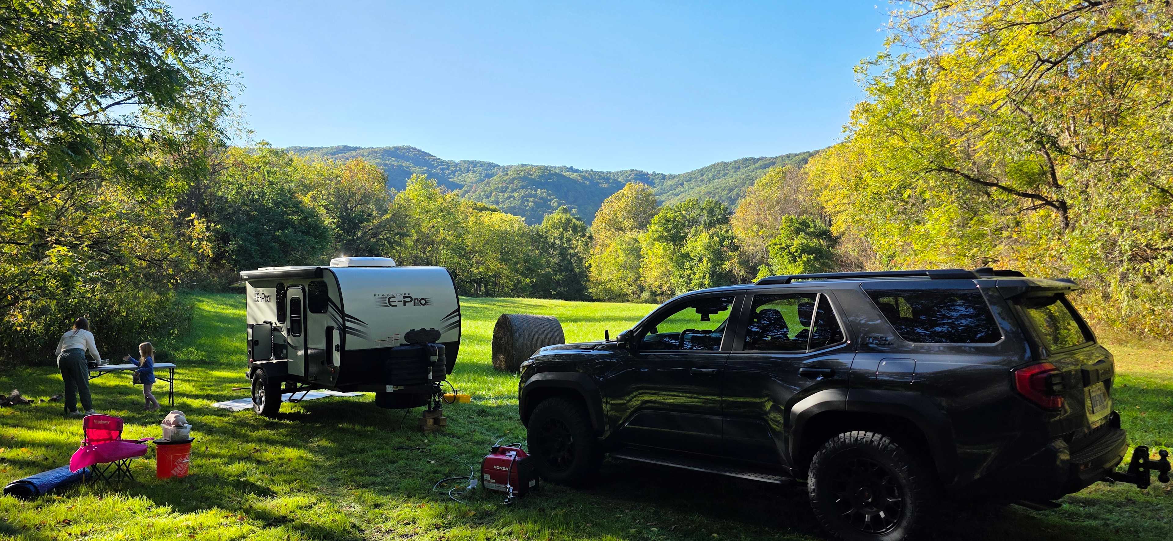 Farmhouse Gallery & Gardens