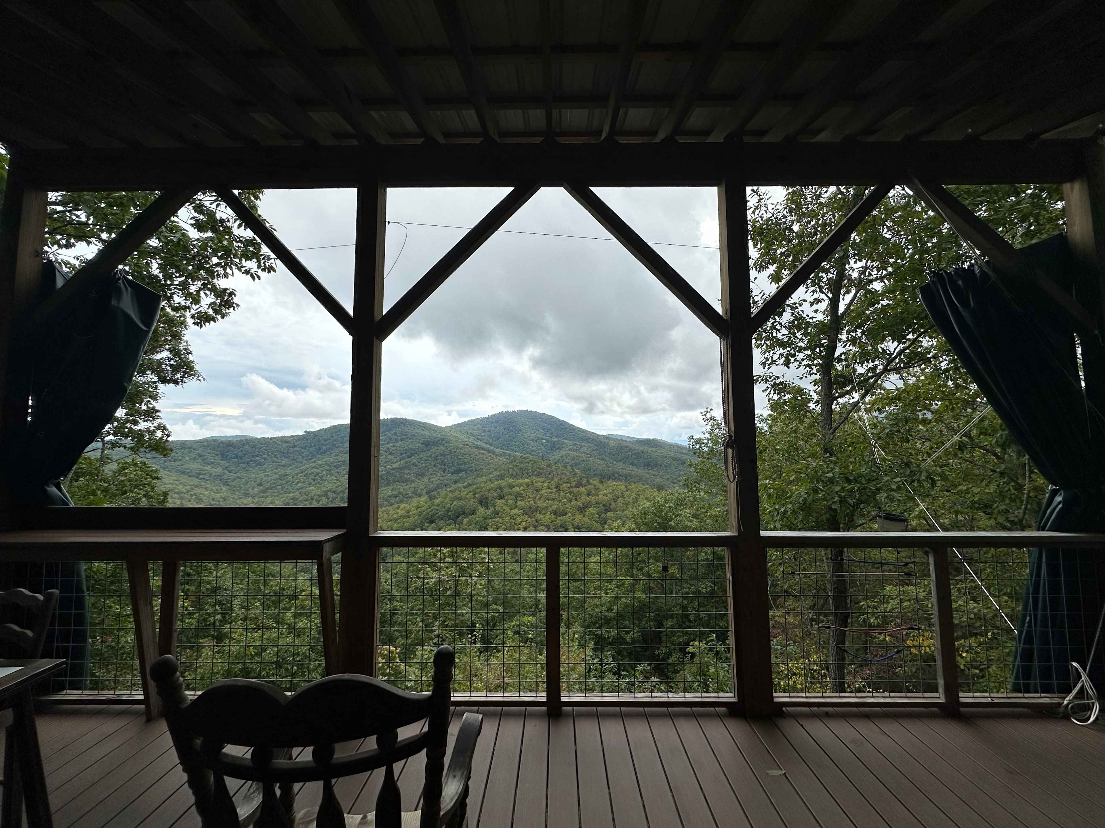 Above the Fray Glamping, Black Mtn.