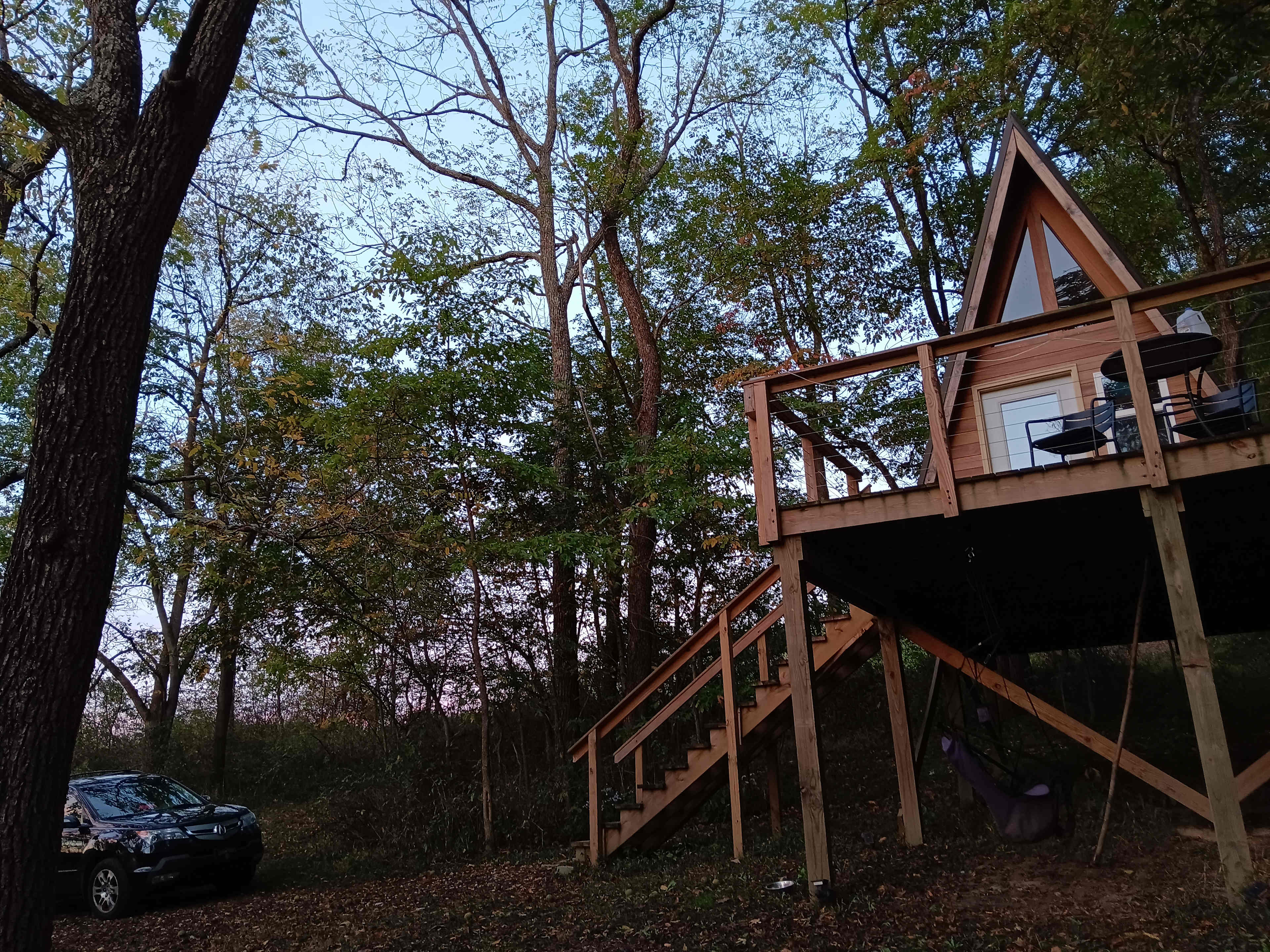 McKee Farm - Treehouses and Camping