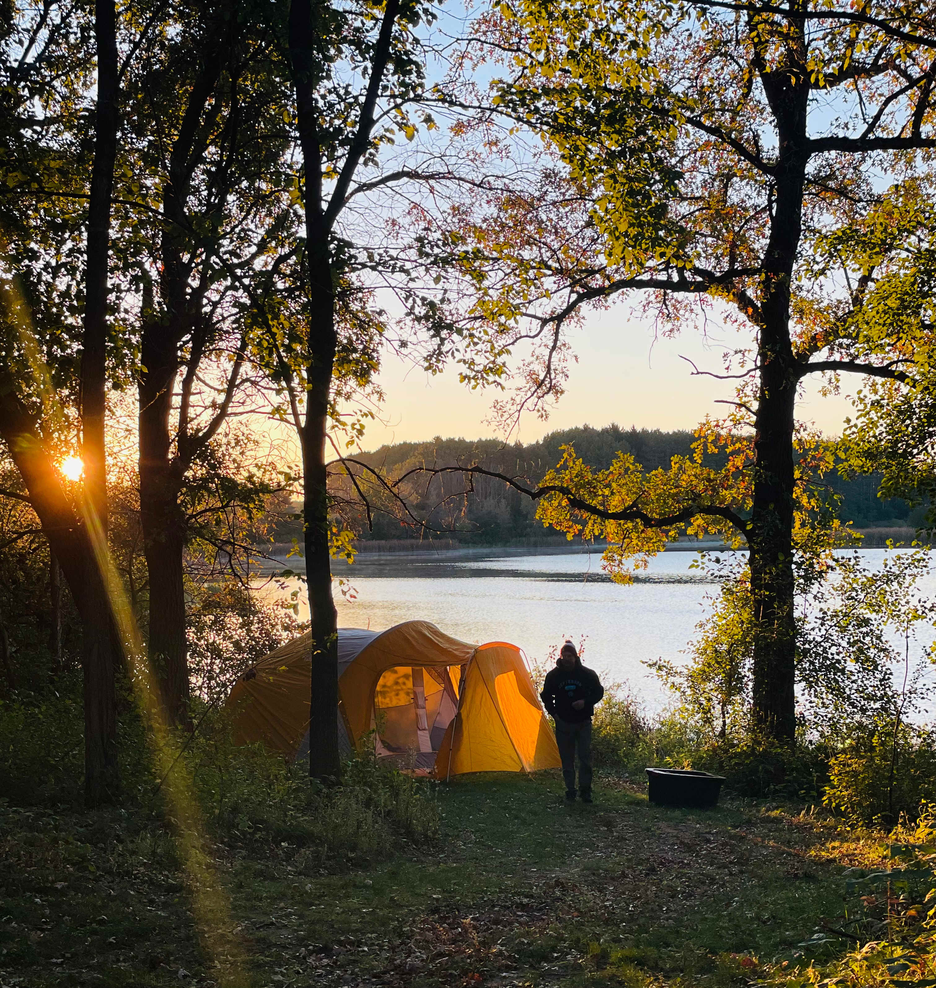 Two Bees & A Bud, Flower Farm Camp