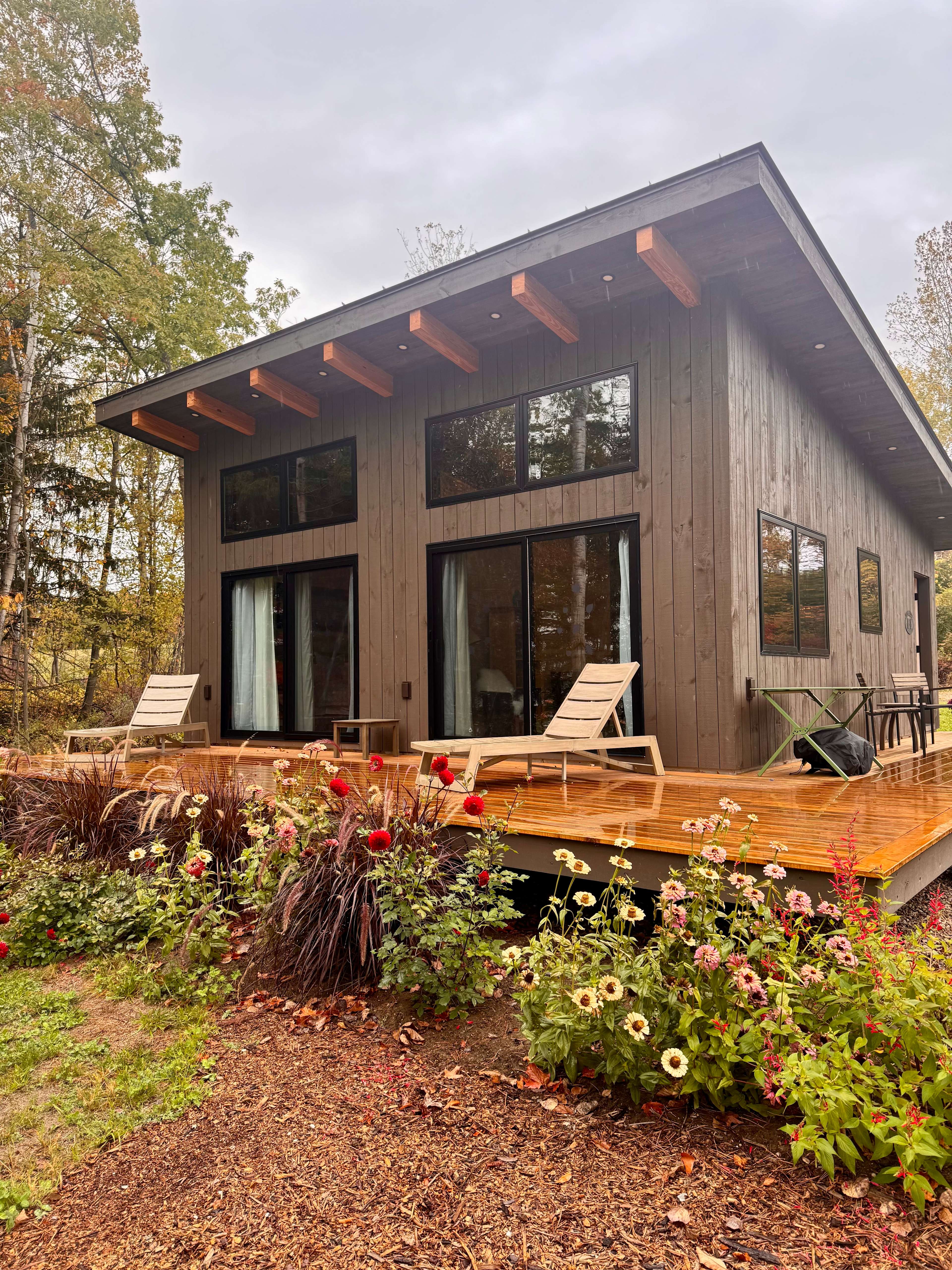 Hand’s Cove Cottages