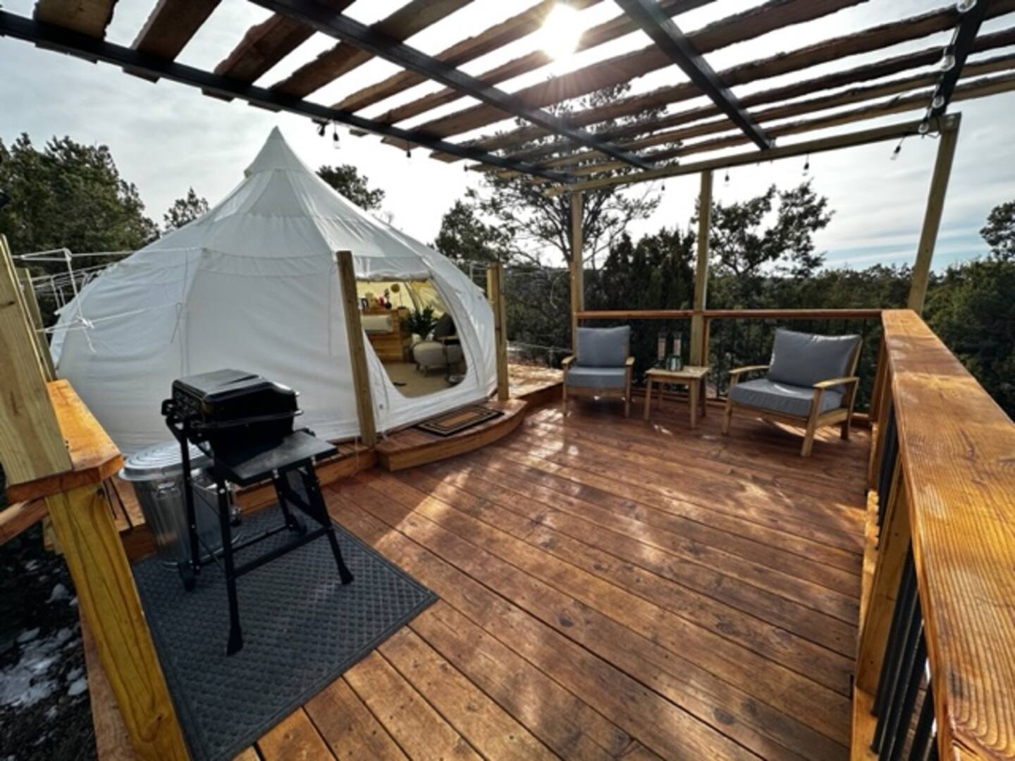 El Campo Glamping LLC