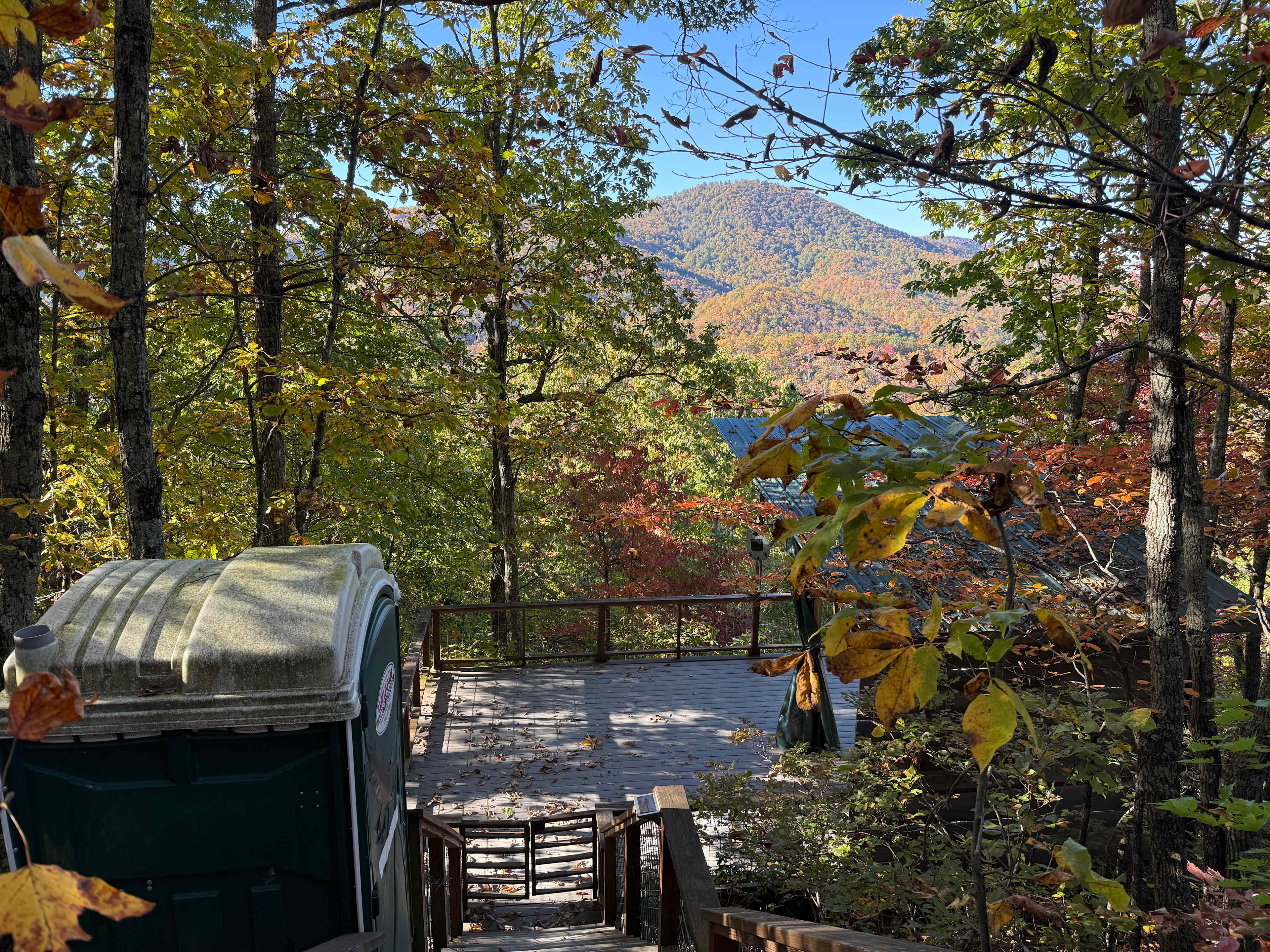 Above the Fray Glamping, Black Mtn.