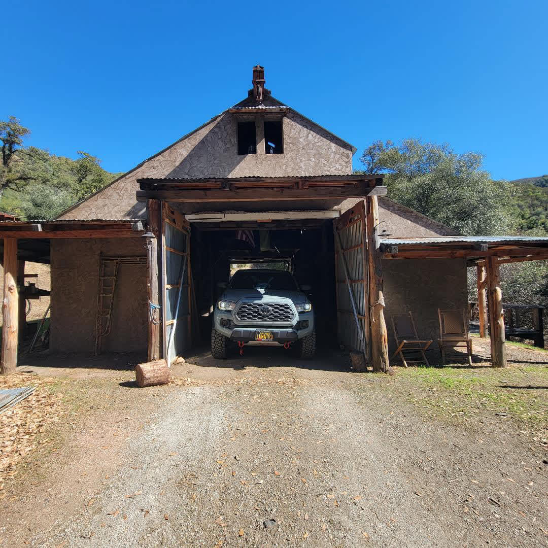 Murray Creek Homestead