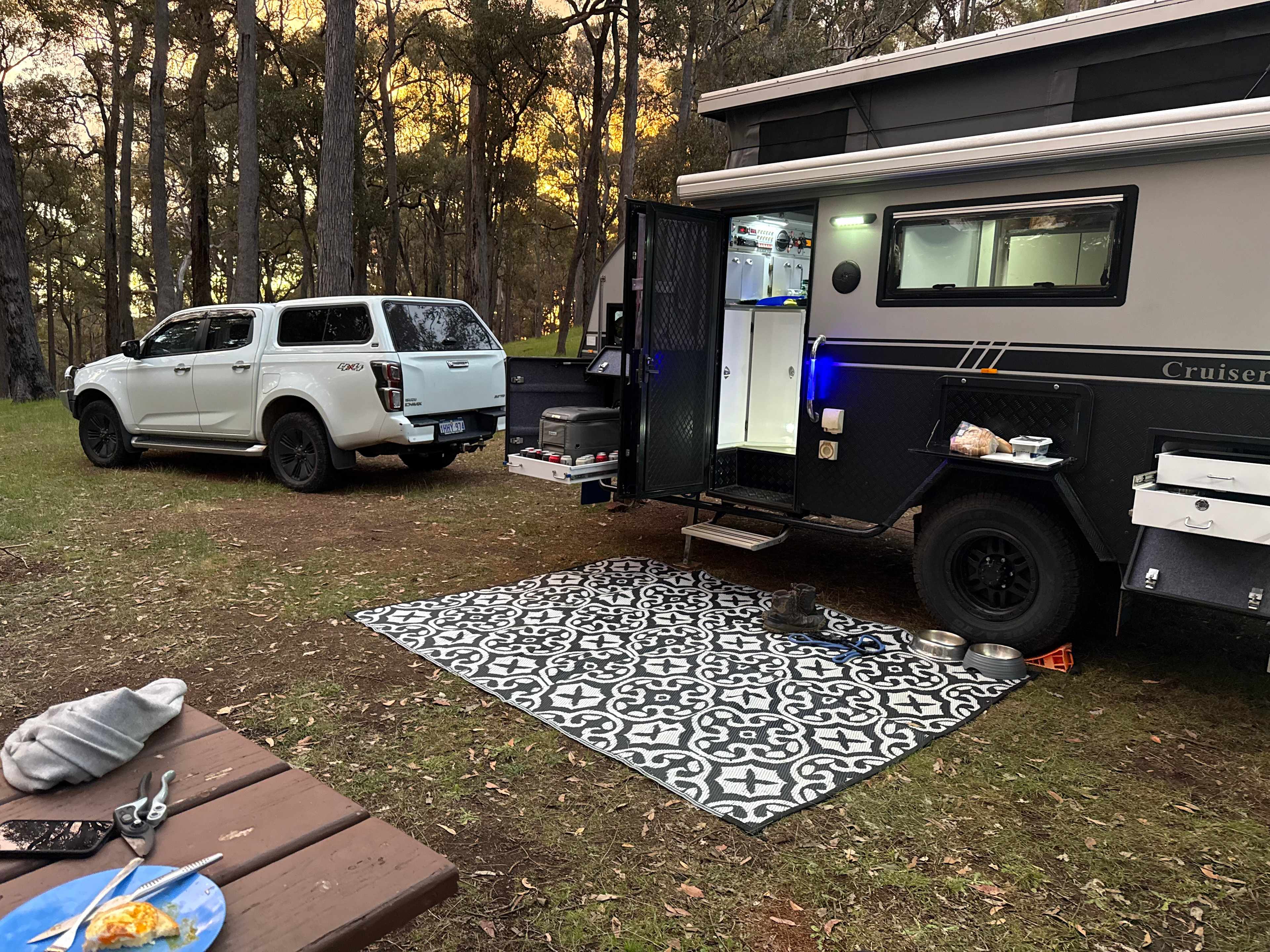 Parkland Bush Camp Mapanap