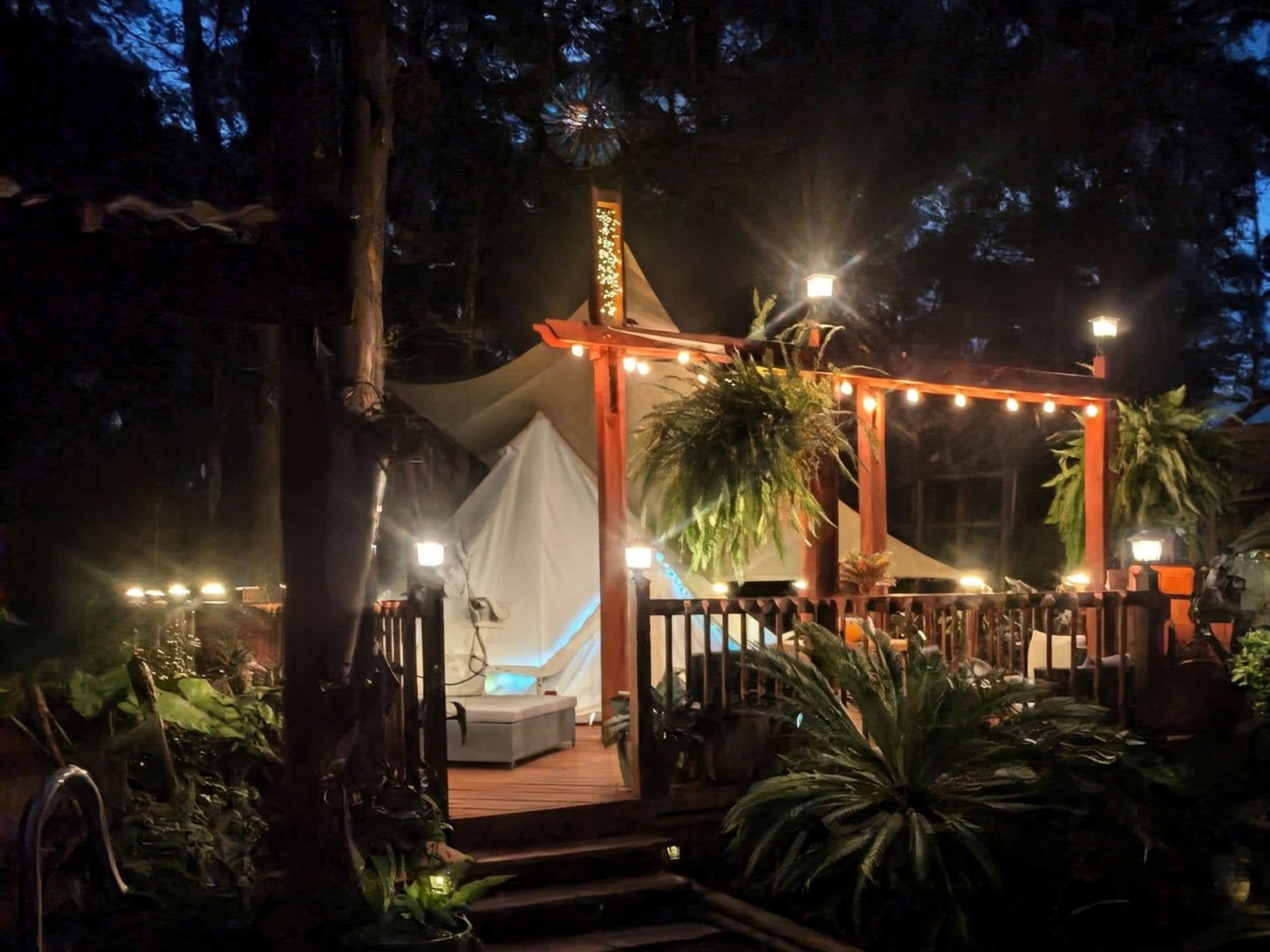 Glamping In Paradise