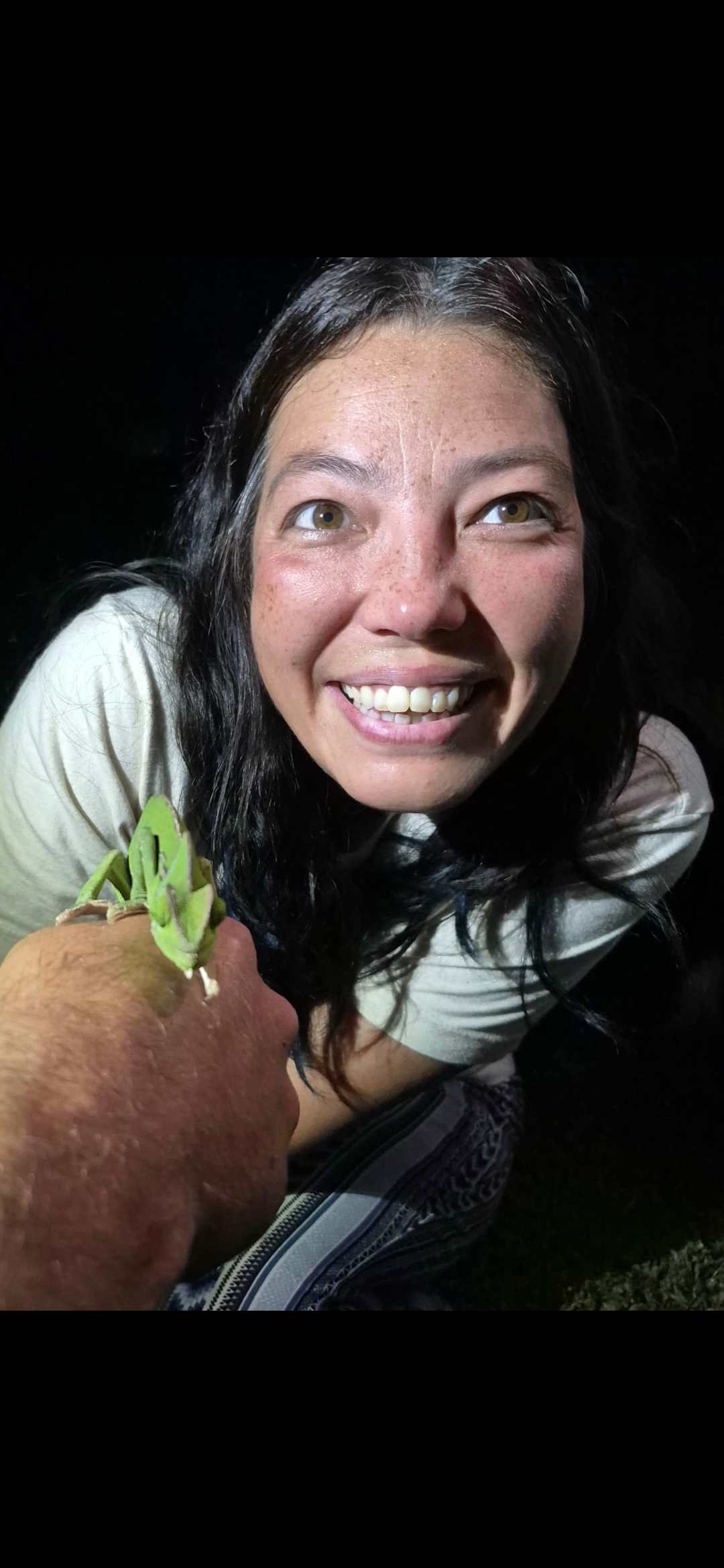 Tokey with a chameleon.. 