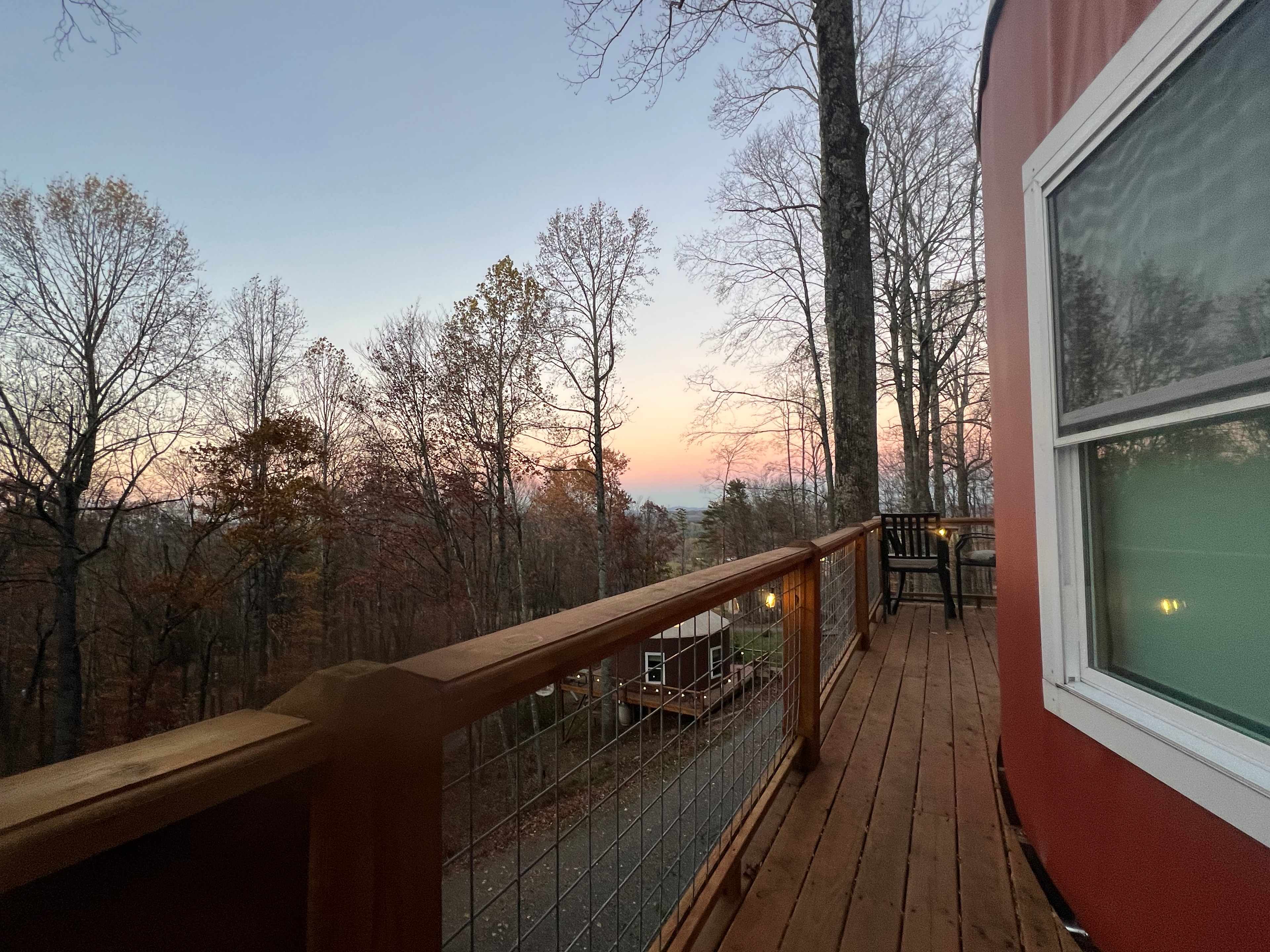 Bee Hive on the Mountain w/ Hot Tub