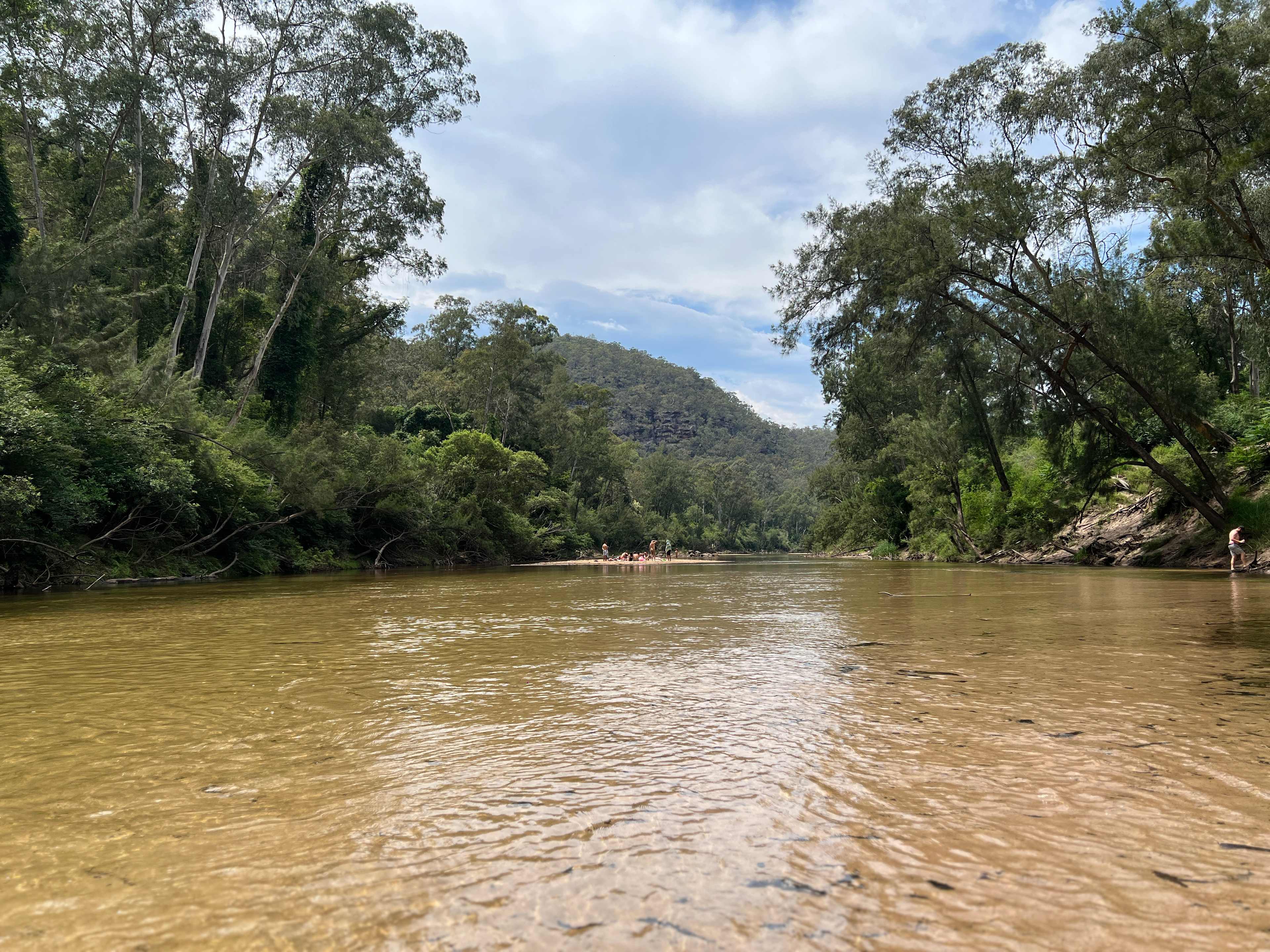 "DeView" Colo River Valley Camping