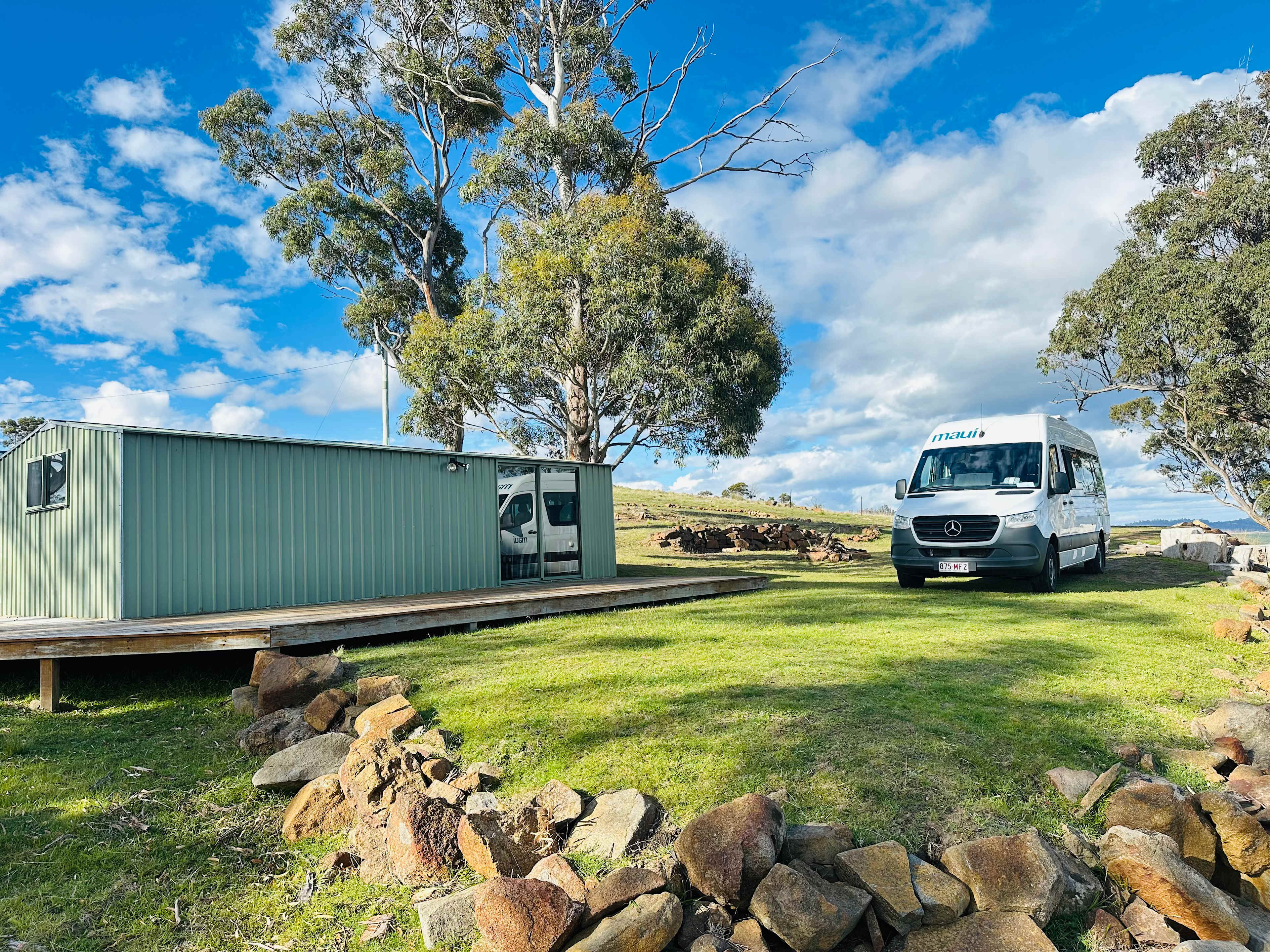 Bomana - Bushland Delight with Breathtaking Views