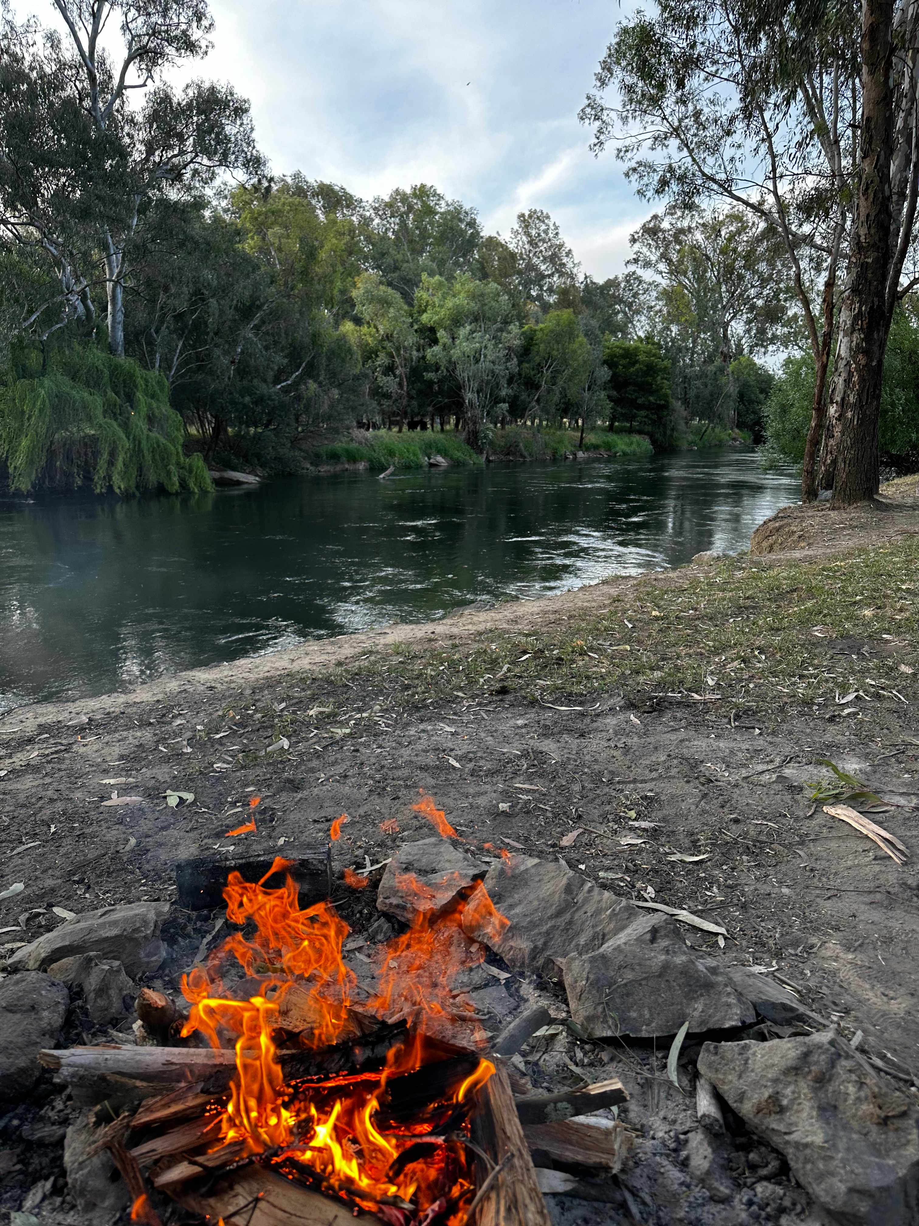 Bahwidgee on Tumut River