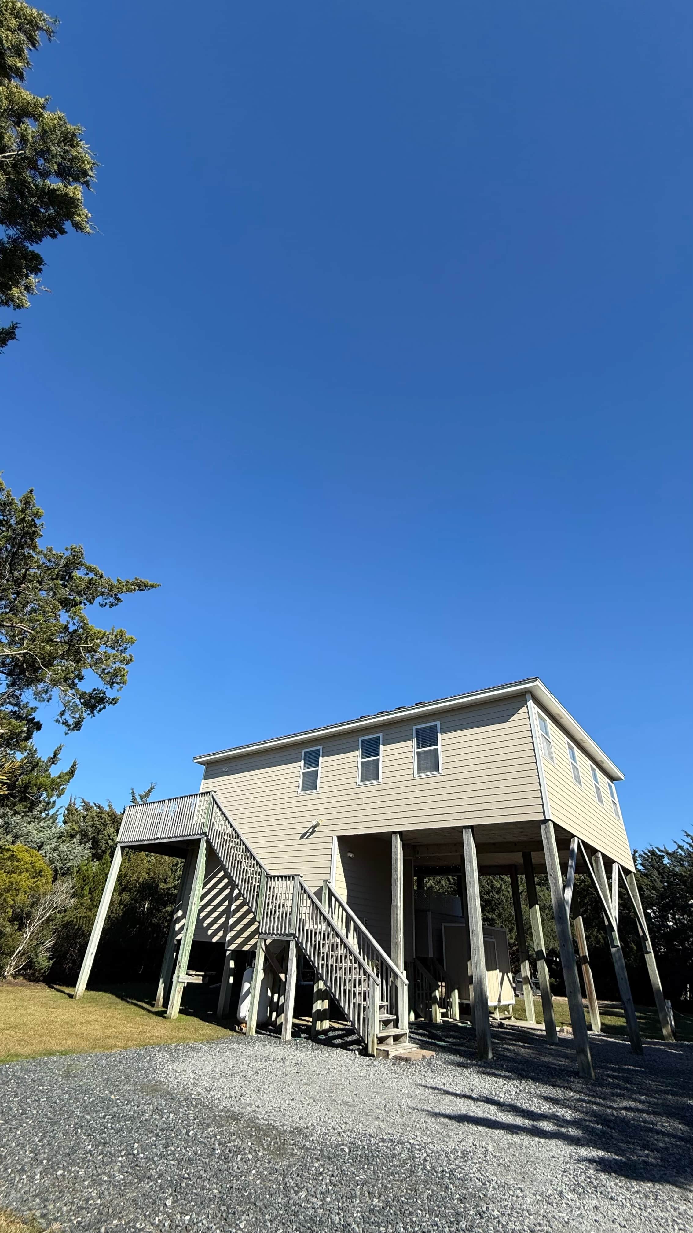 3 Bedrooms w/ Hot Tub & Fire Pit! Pet Friendly