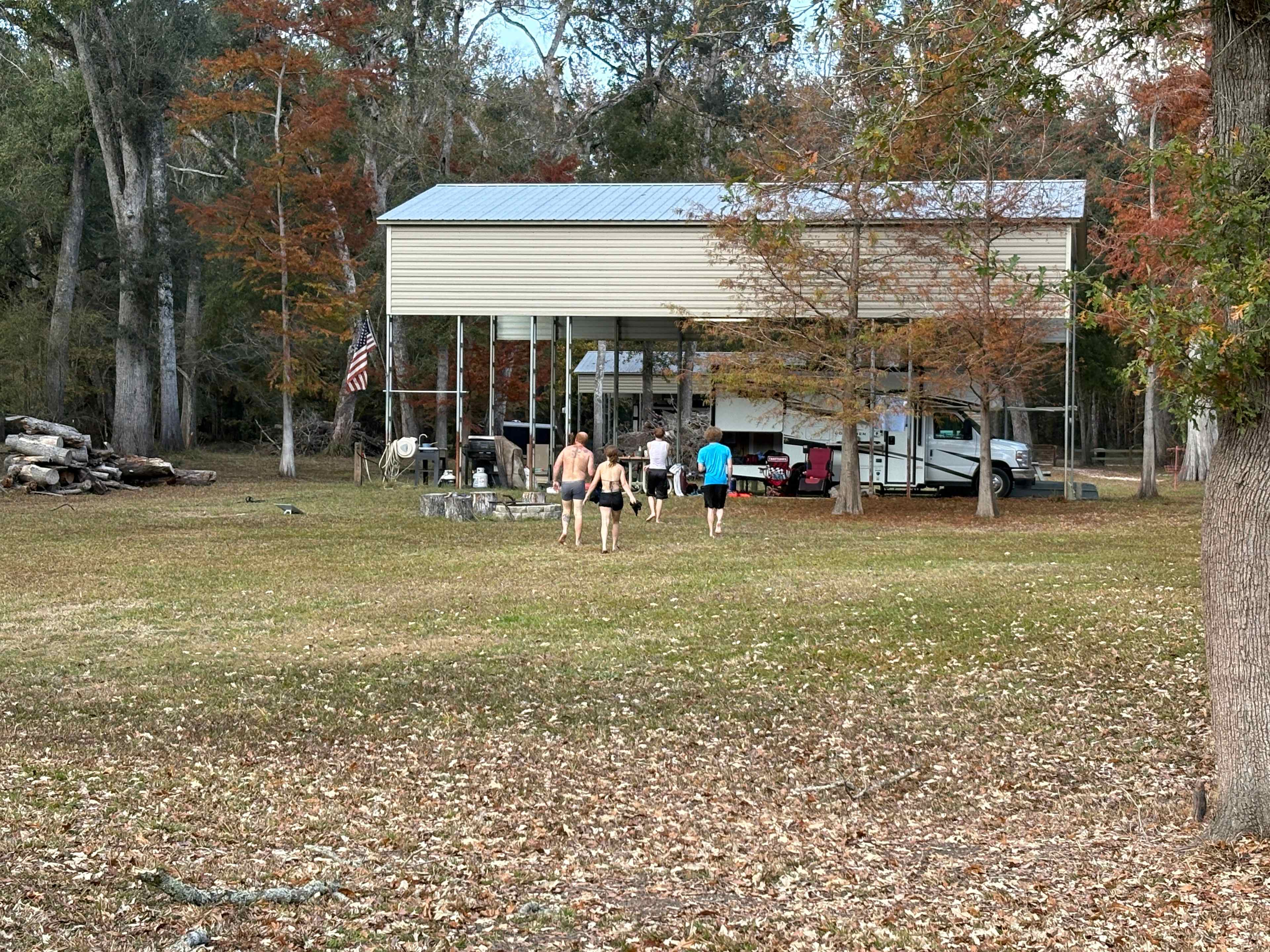 Riverfront Santa Fe / Ichetucknee