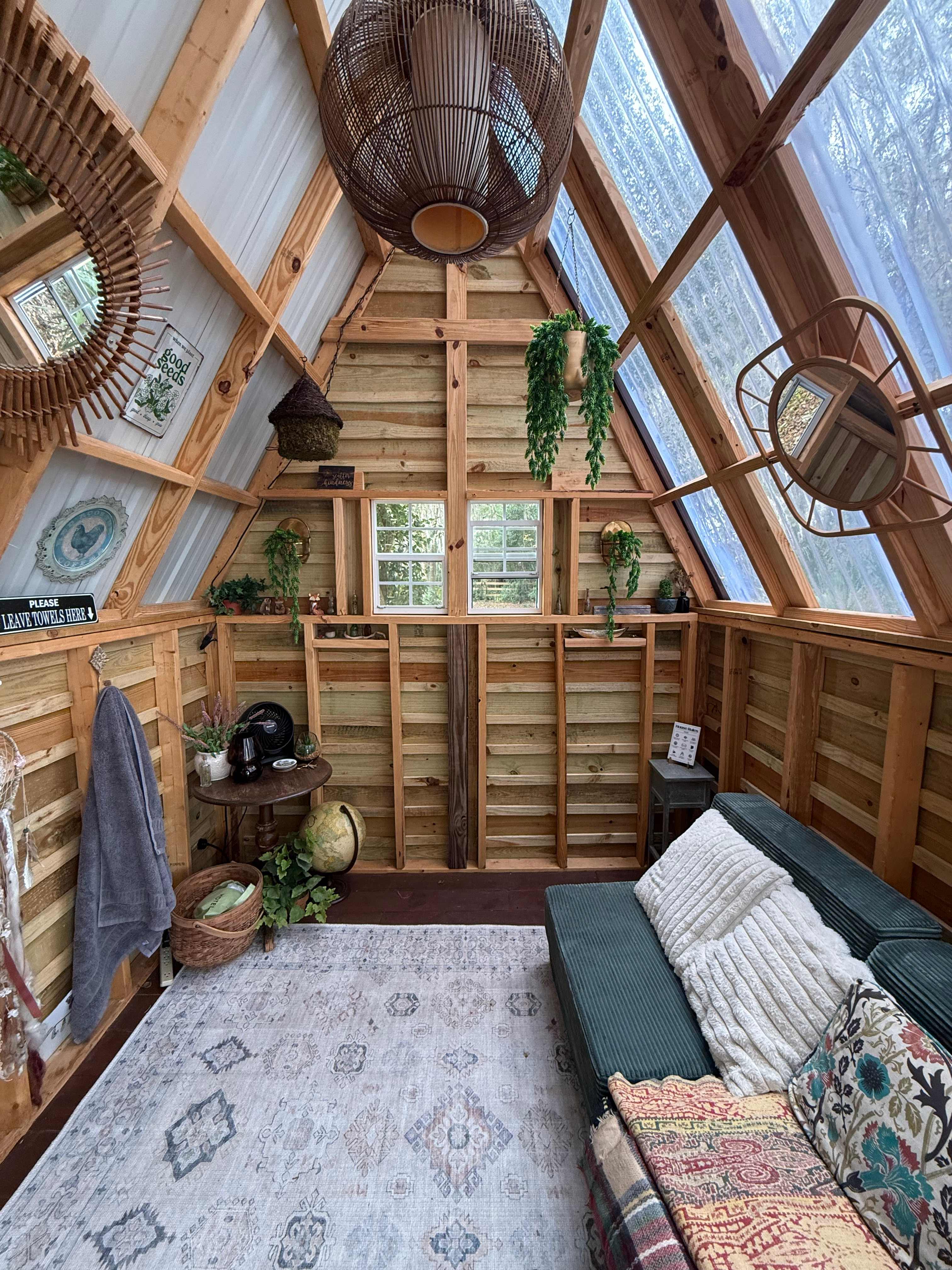 Grass Campers Country Cow Farm