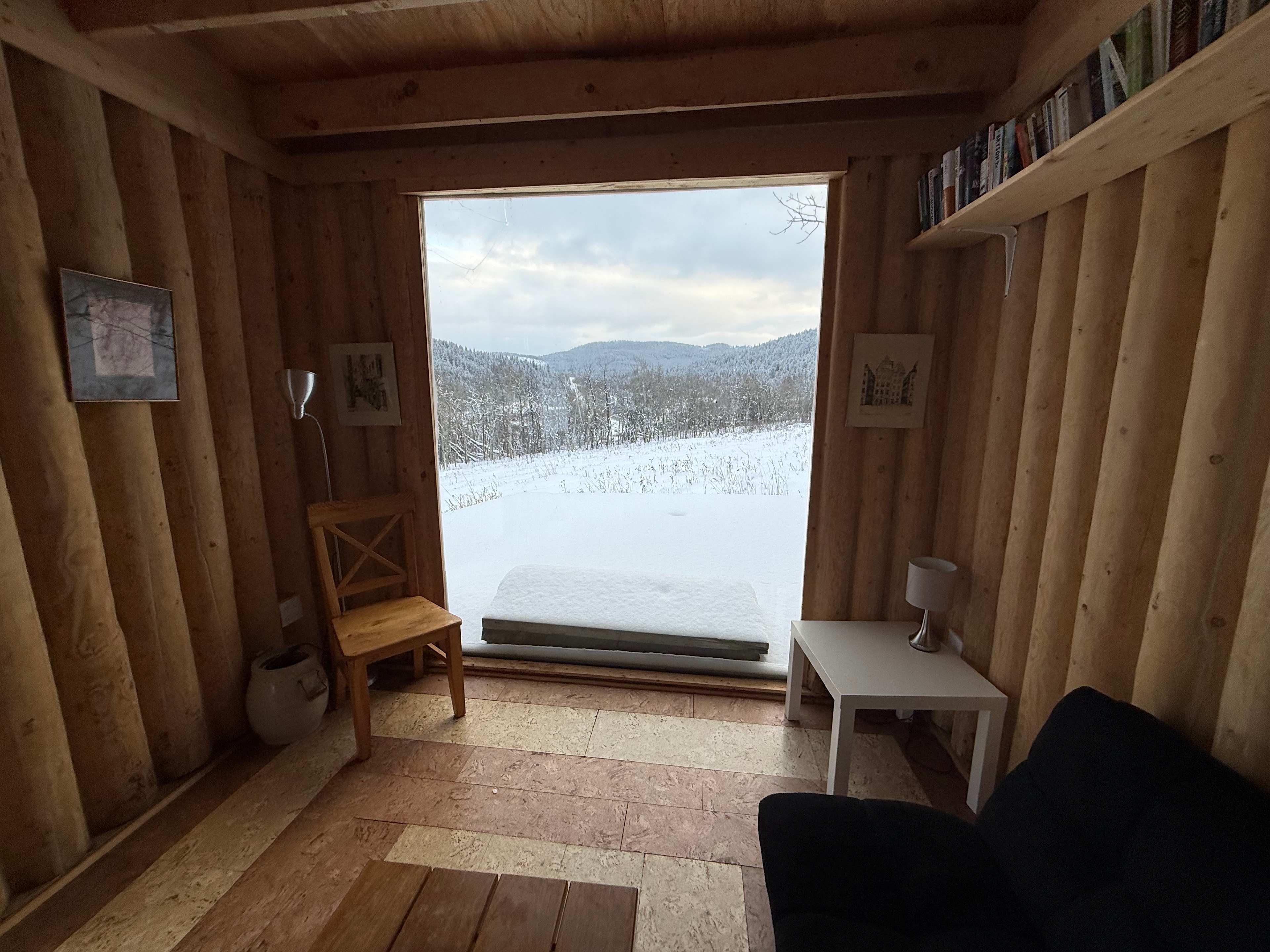 Finnish Off-Grid Foothills Cabin