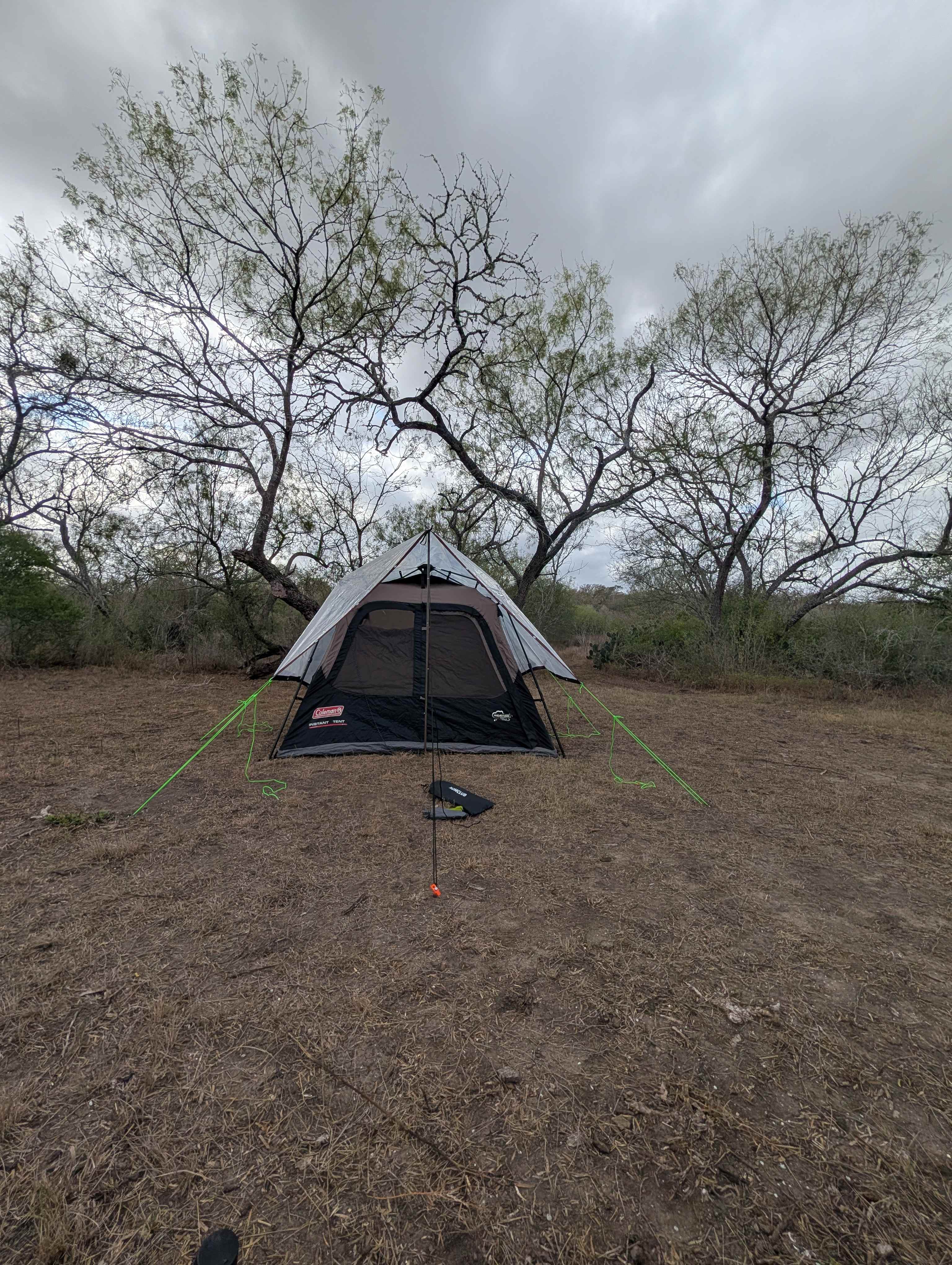 Hansler Eye Of The Water Camp