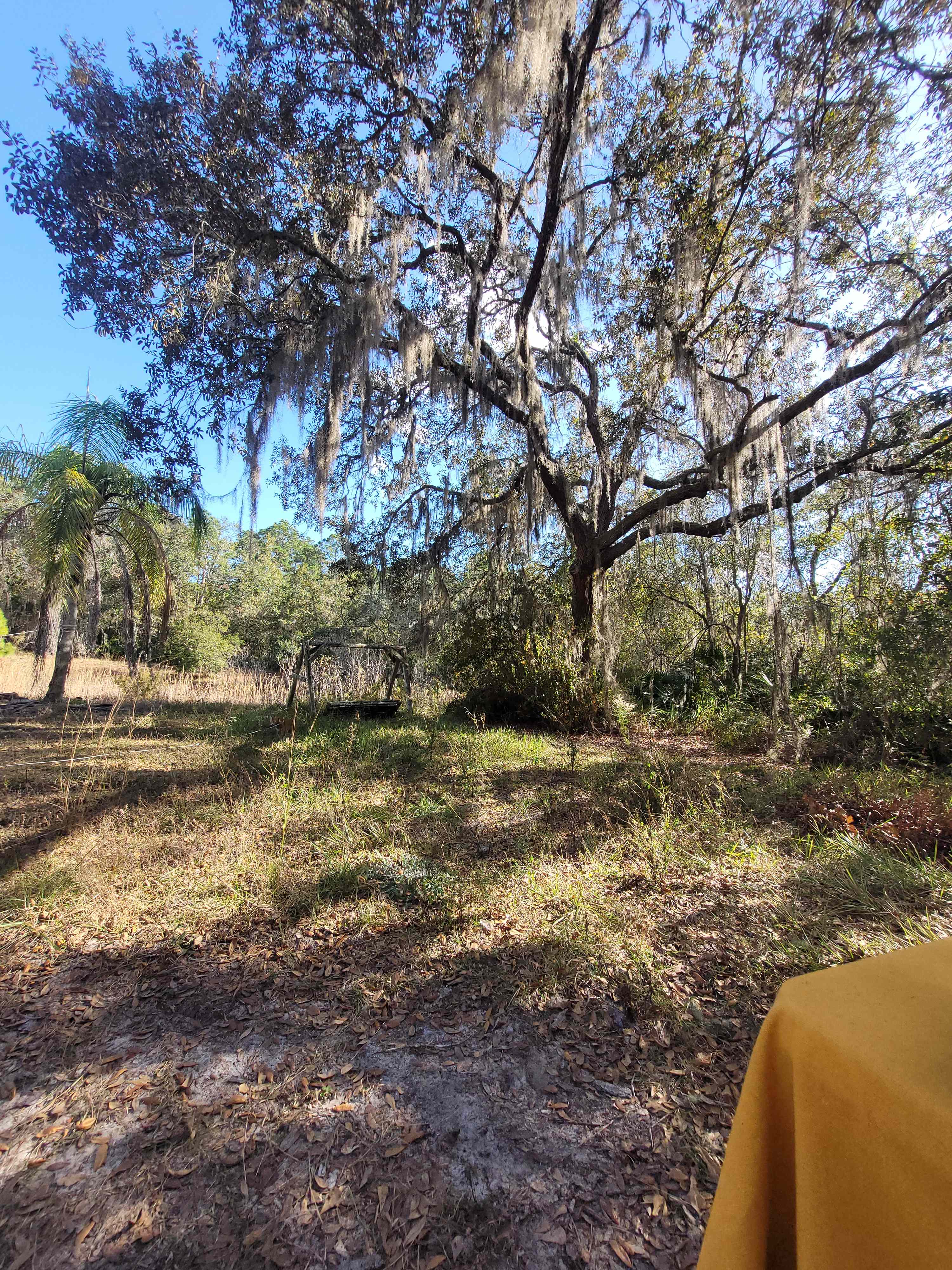 Whispering Oaks Lakeside Sanctuary