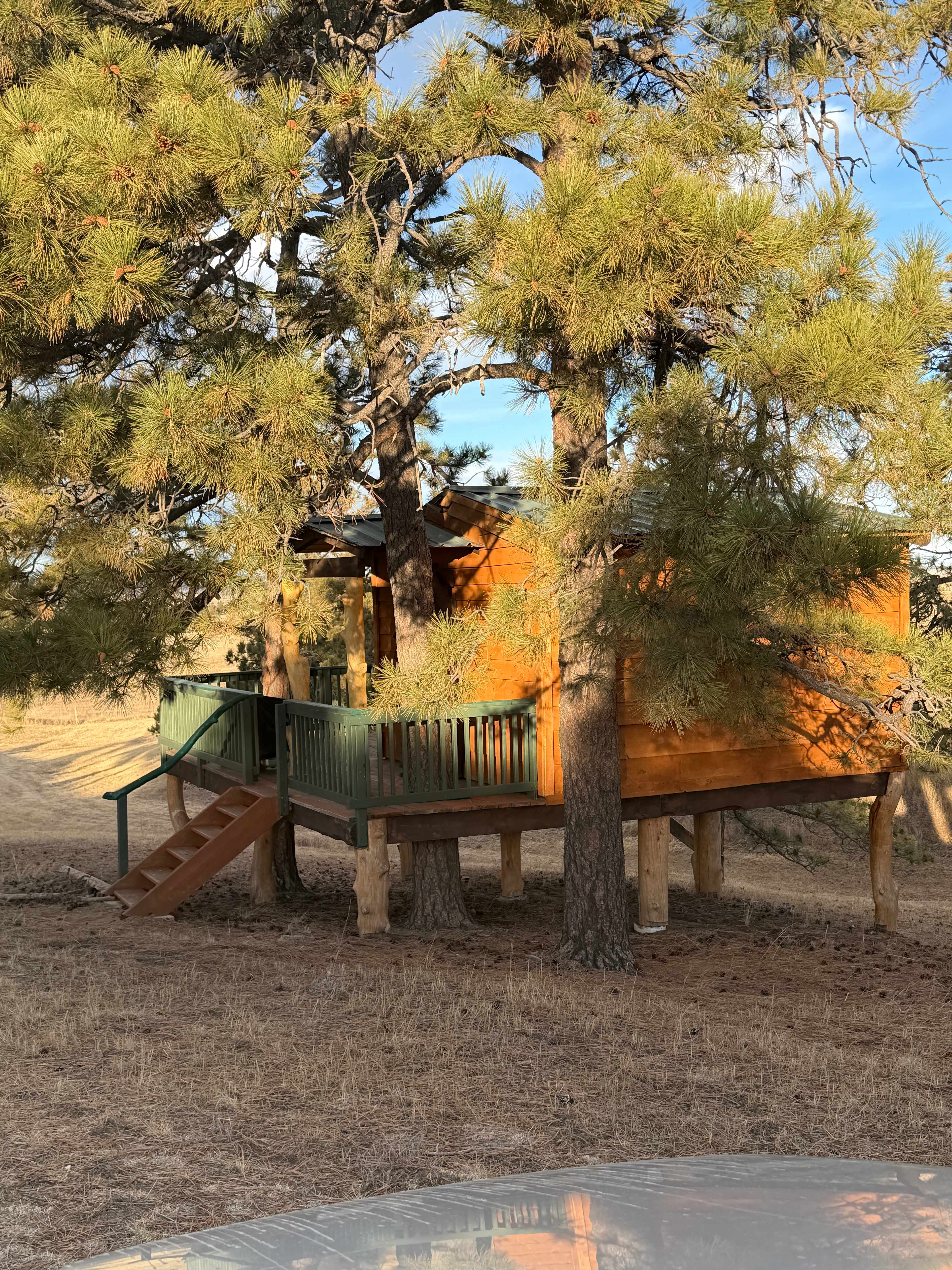 Privacy and wide open view of the west