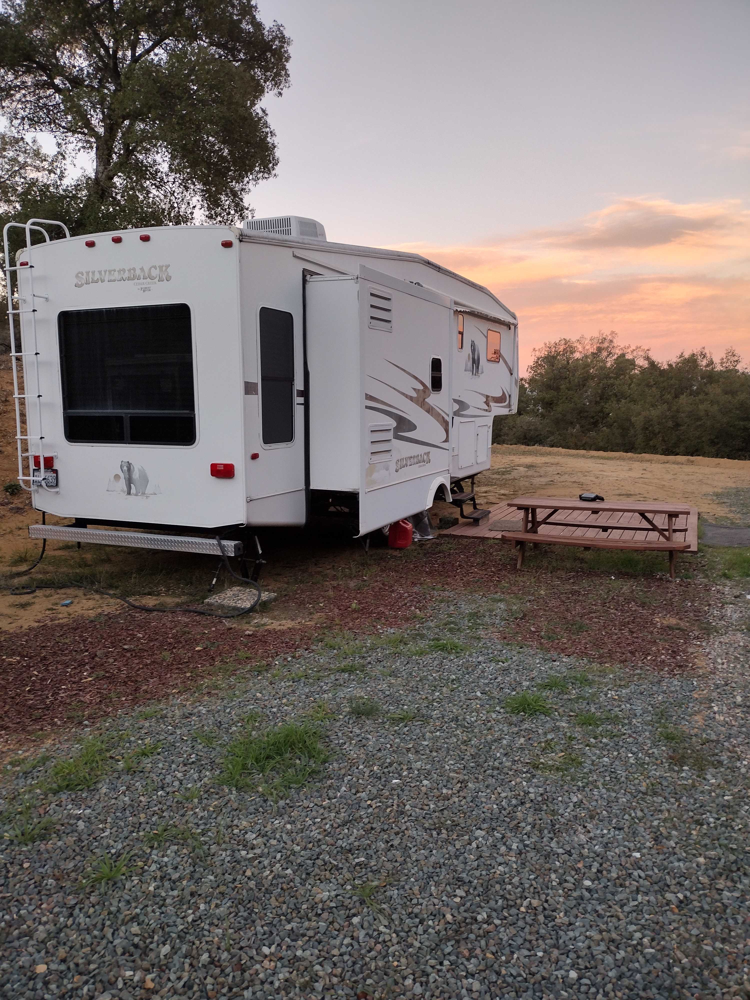 Lake Henshaw hideaway