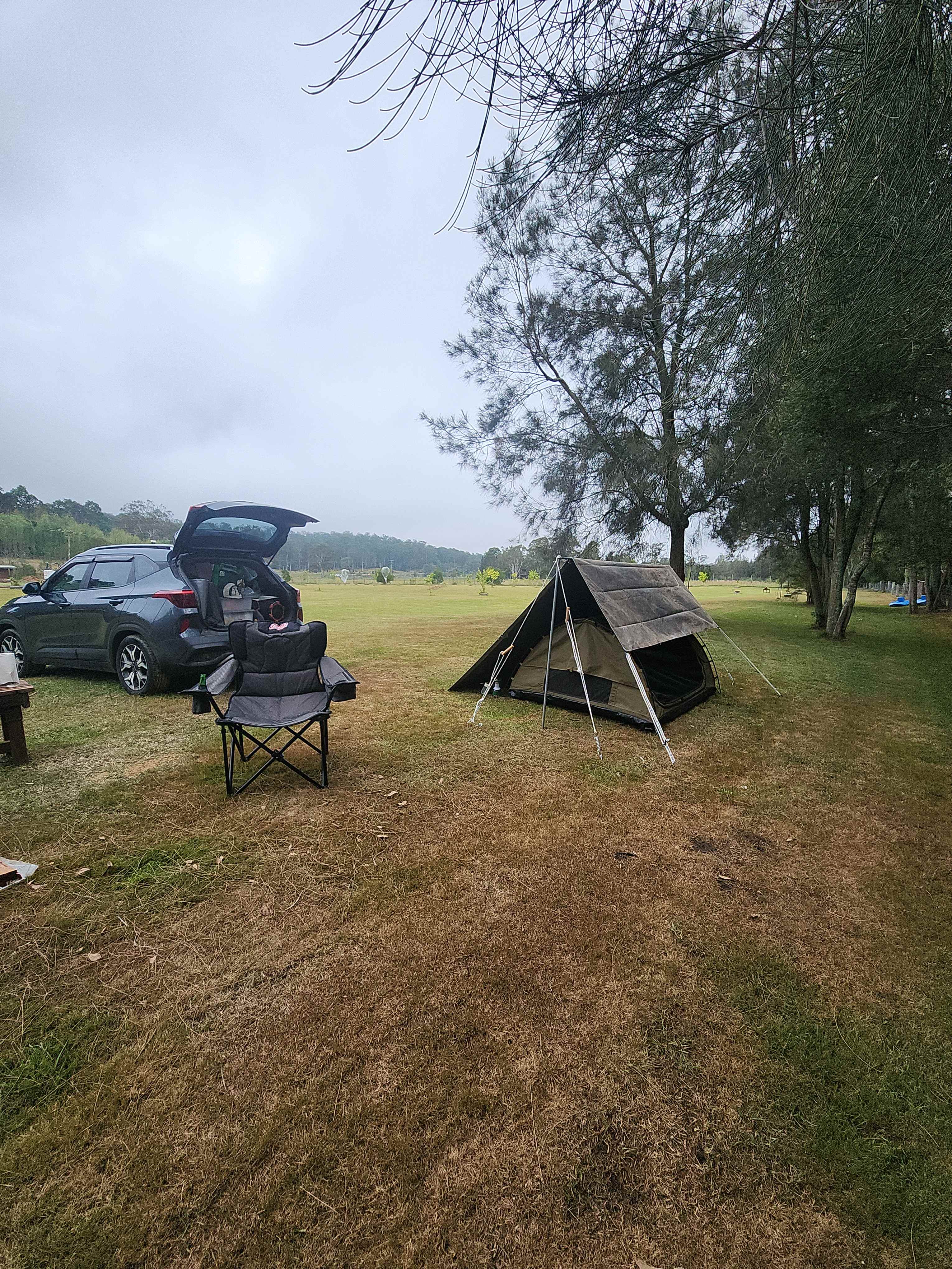 Put the tarp up, lucky cos it rained overnight to clear to a magical morning 