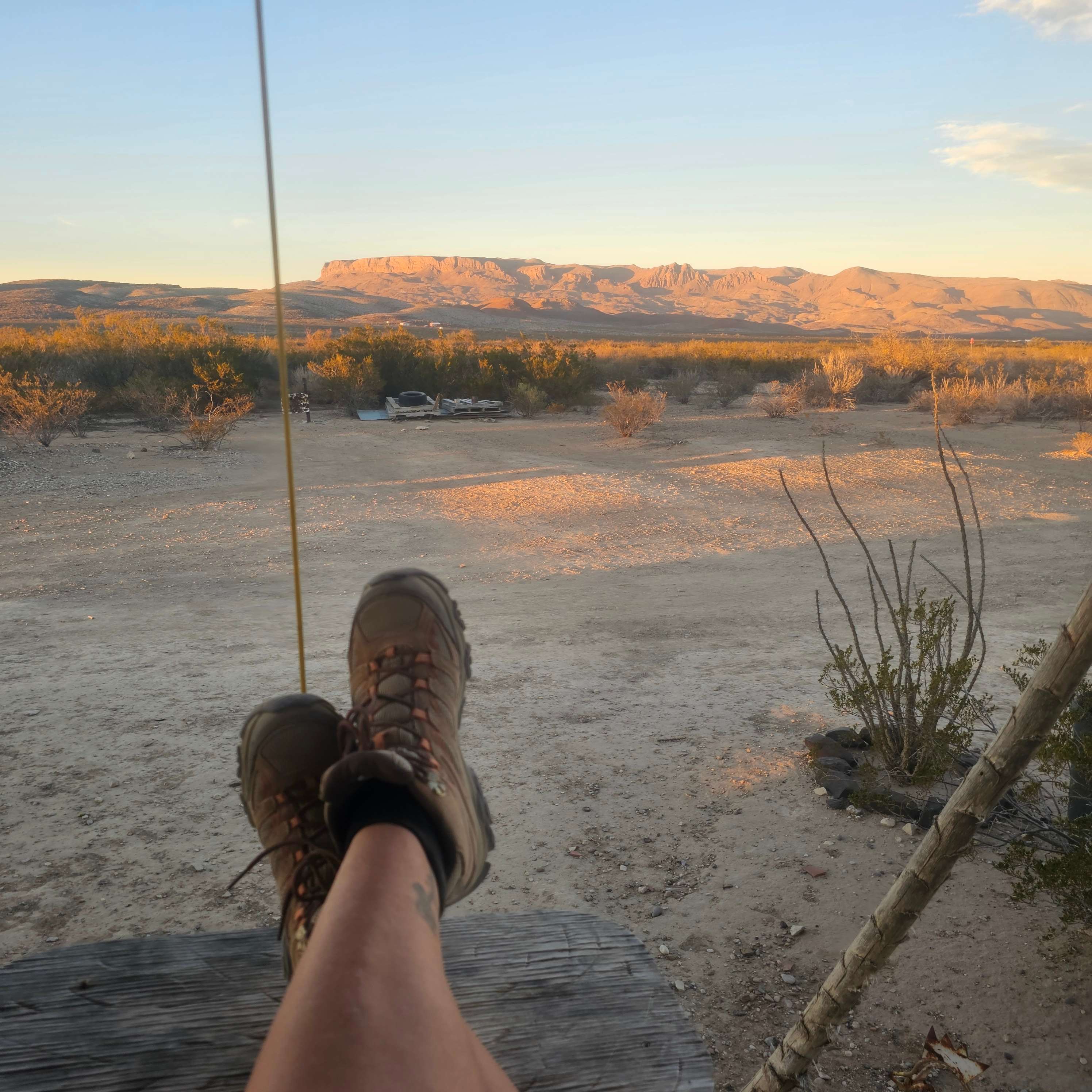 Casa de Keaveny Cabin and Campsite