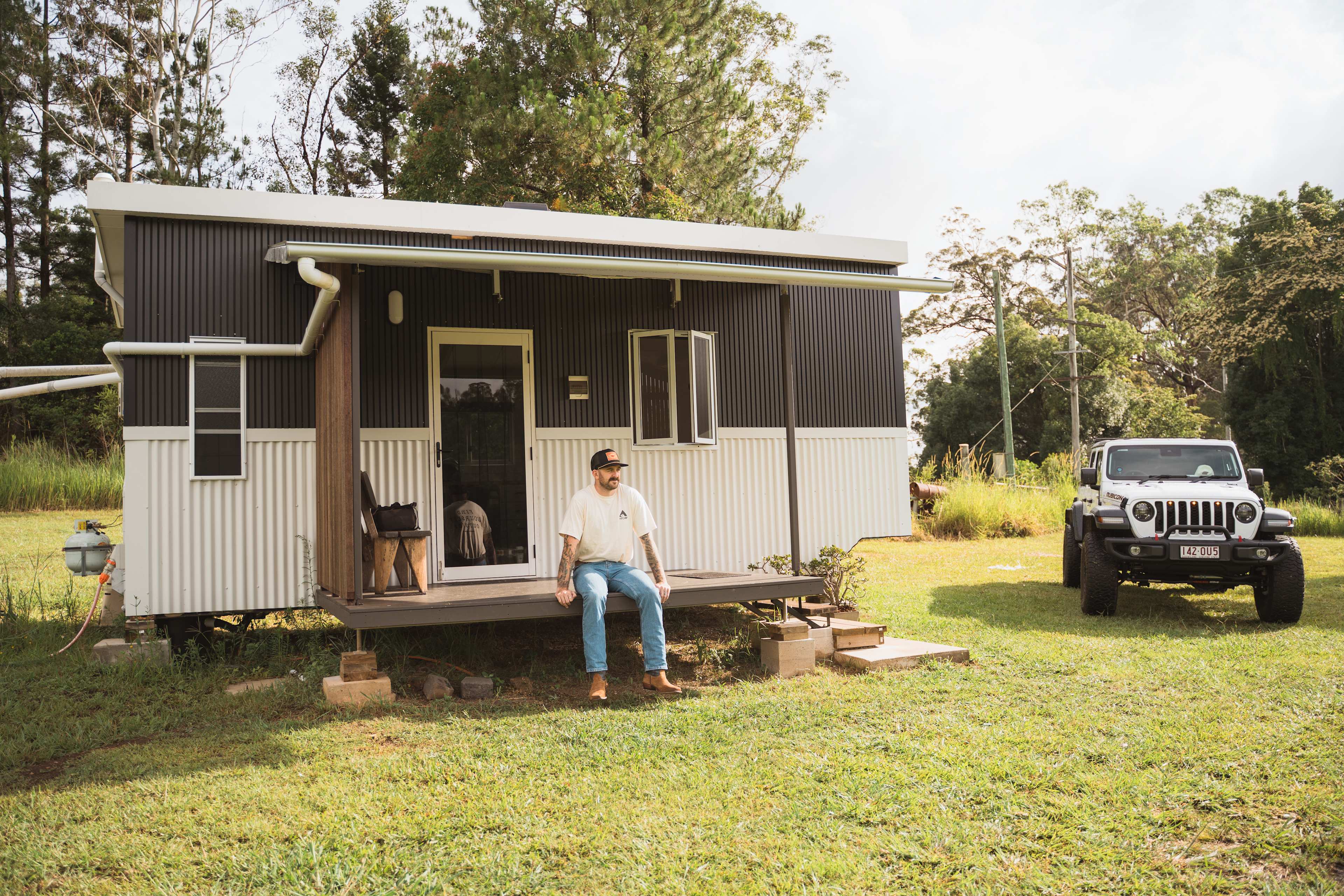 Bee Farm Off-Grid Tiny Home Stay