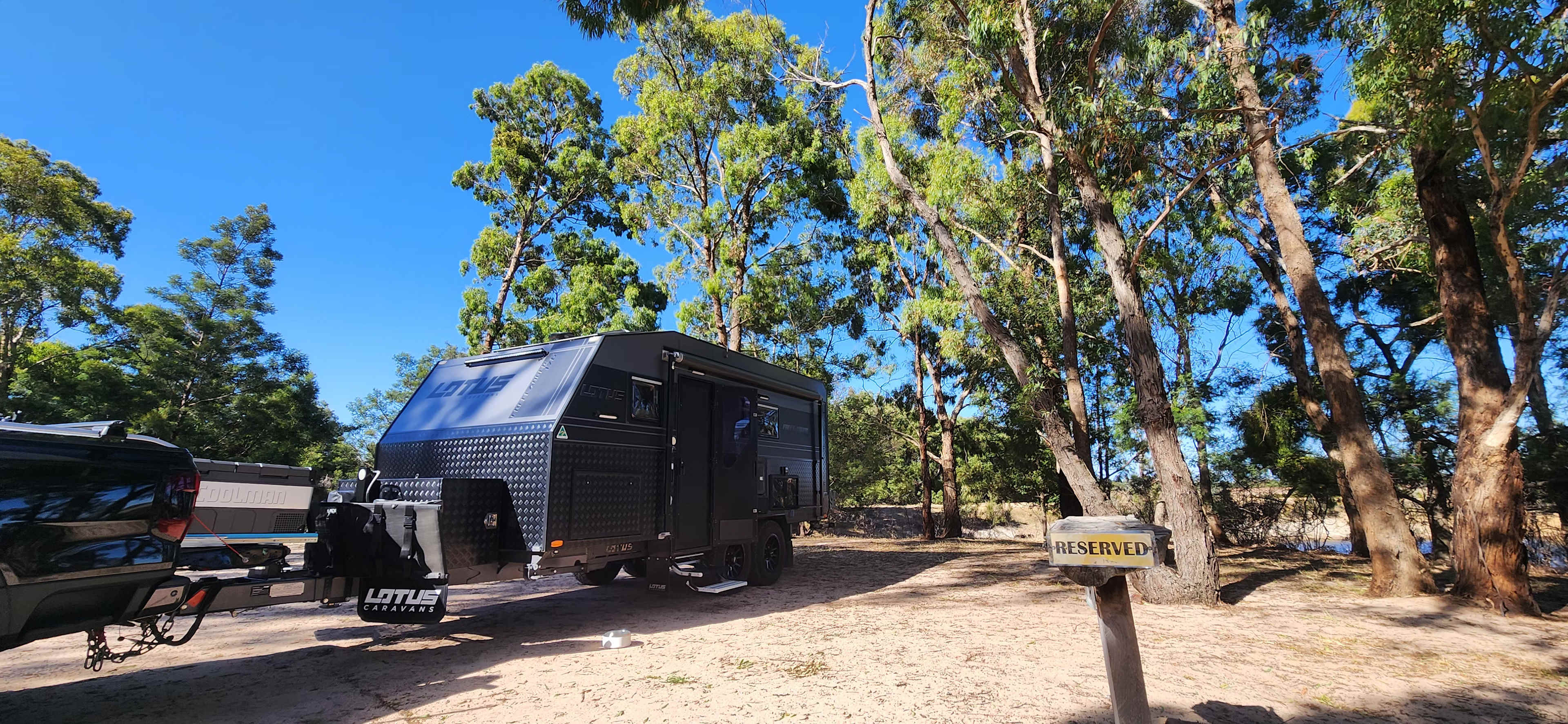 Grampians Old Man Emu Stay