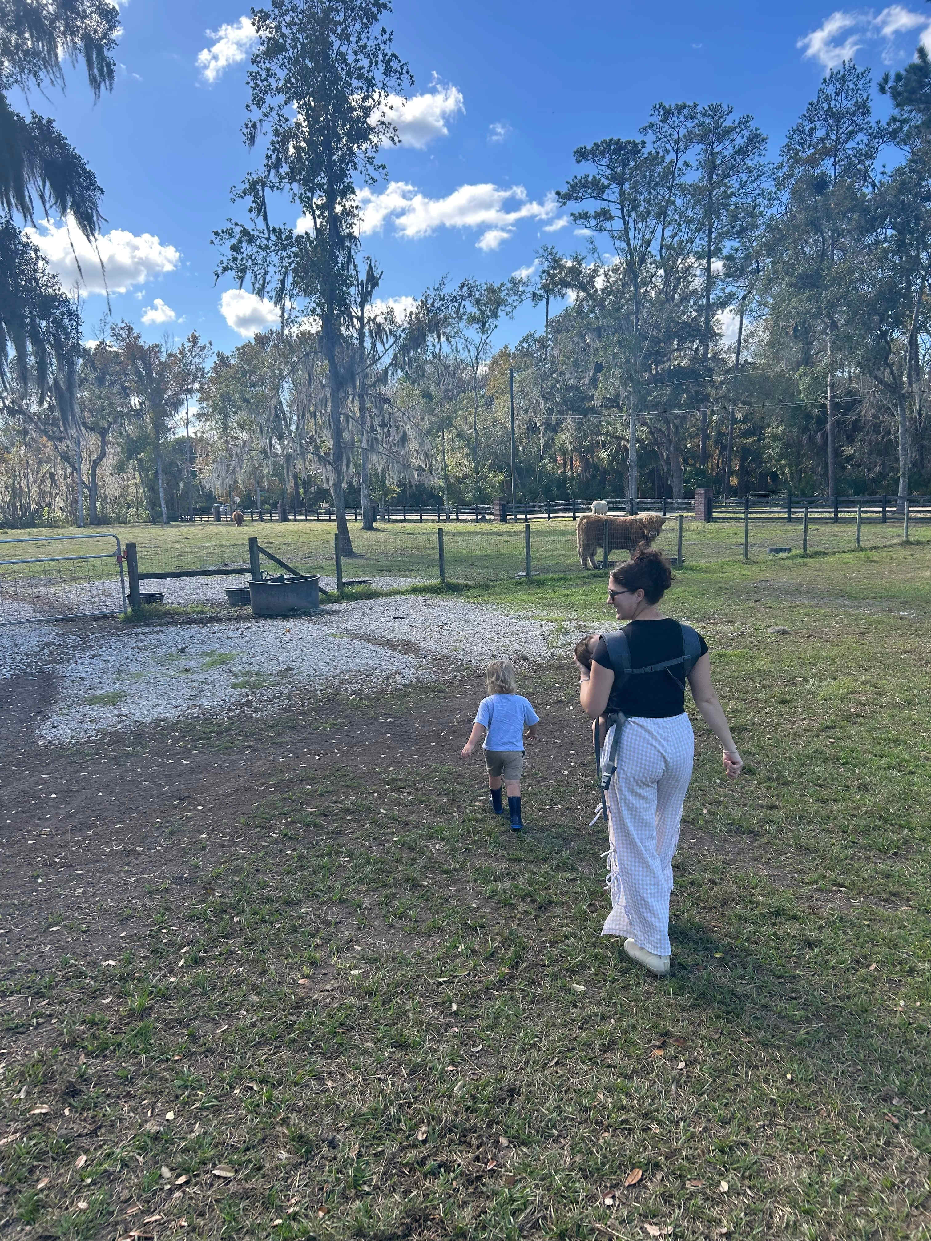 Family Farm Close to Everything!