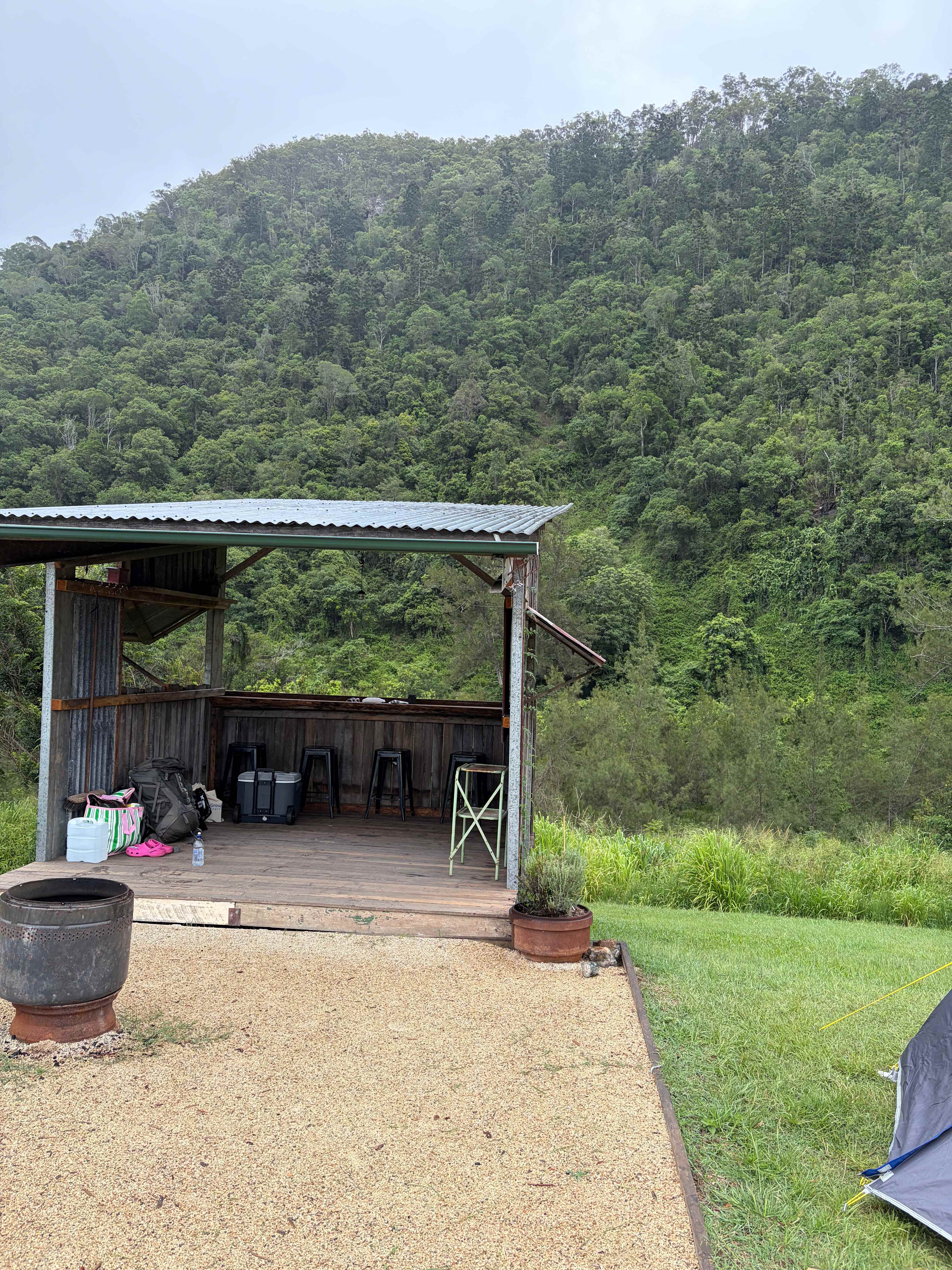 The shacks a great addition to the site.  So pleased I choose this one 