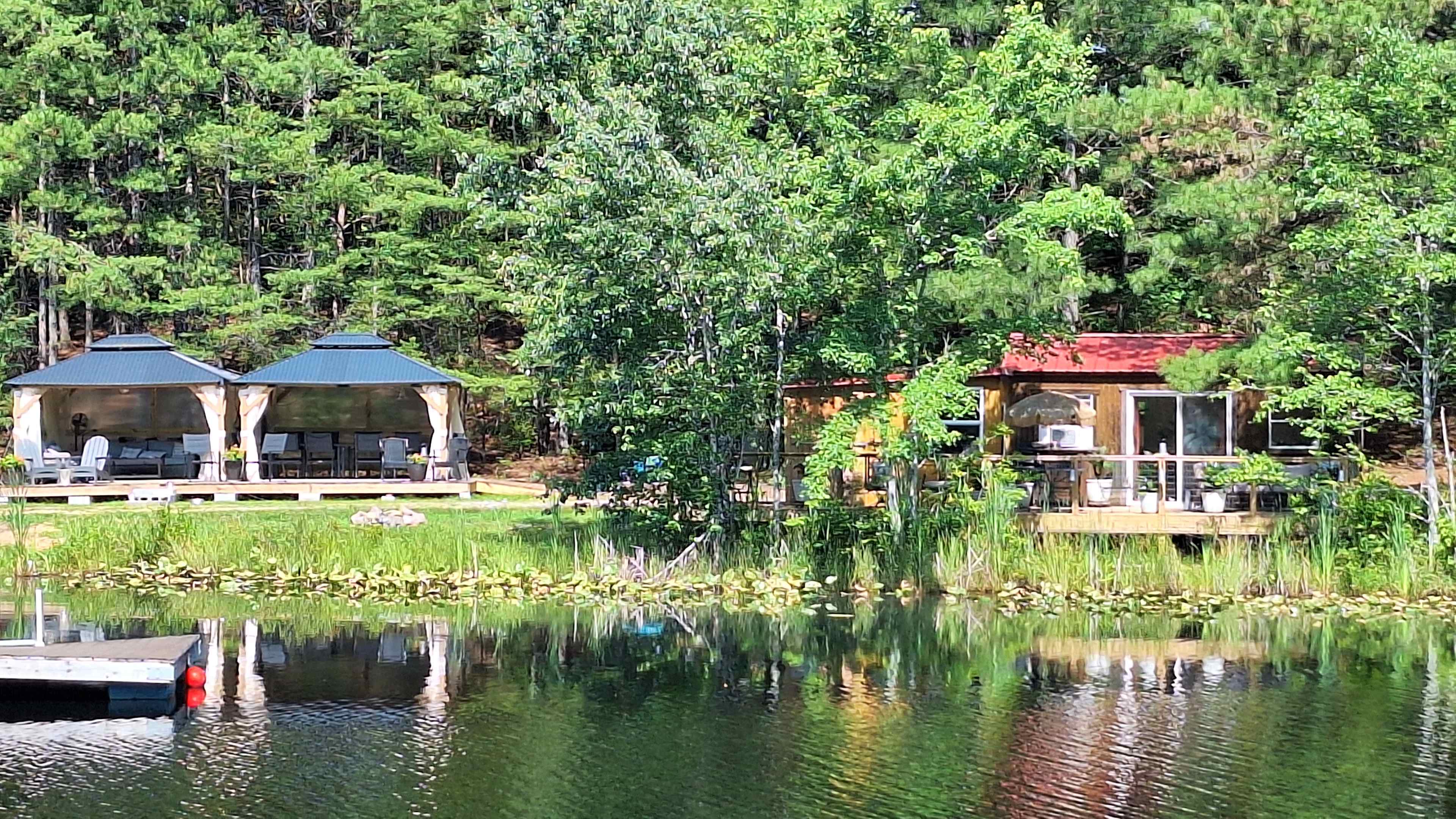 Private Farm House w lake