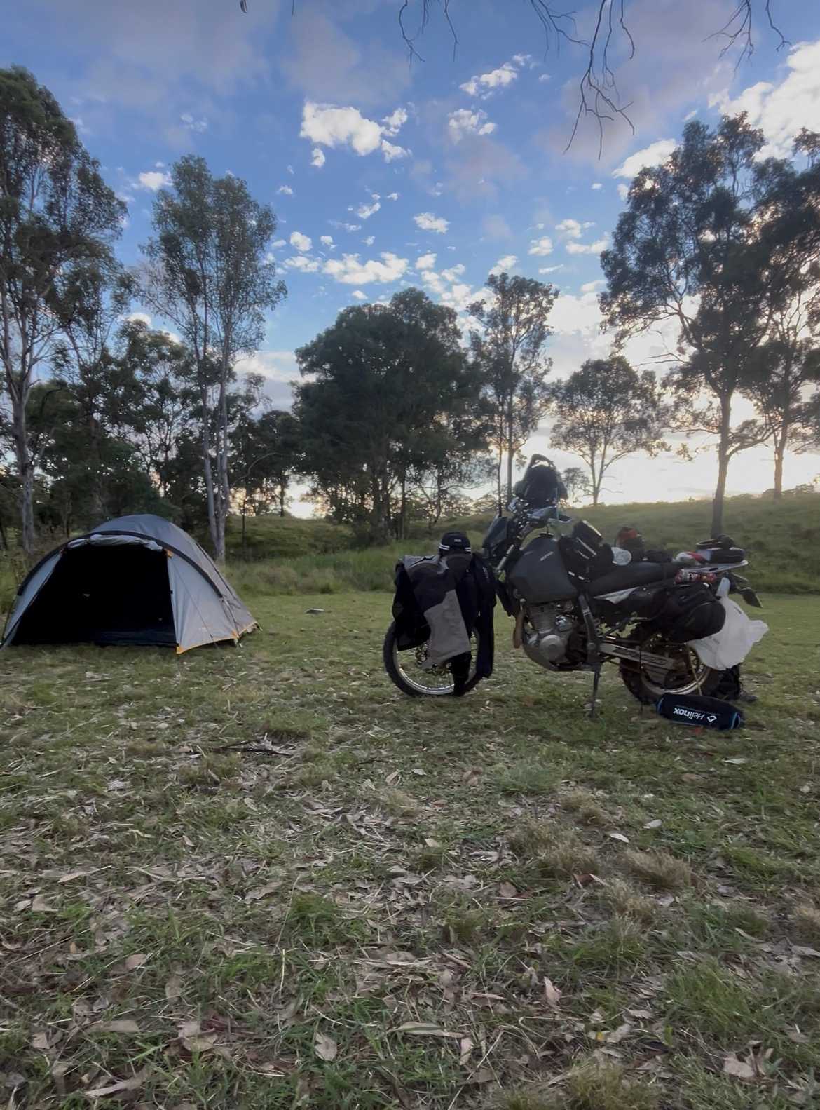Empty Pockets creek-side Farm Stay