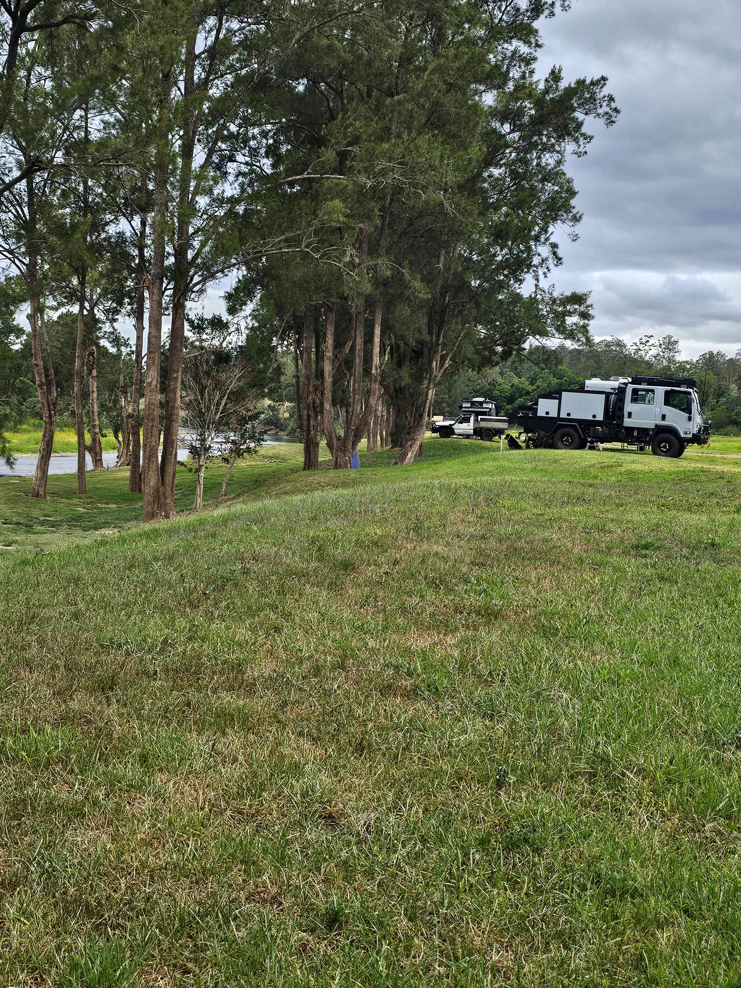 Happy Neighbours but still private