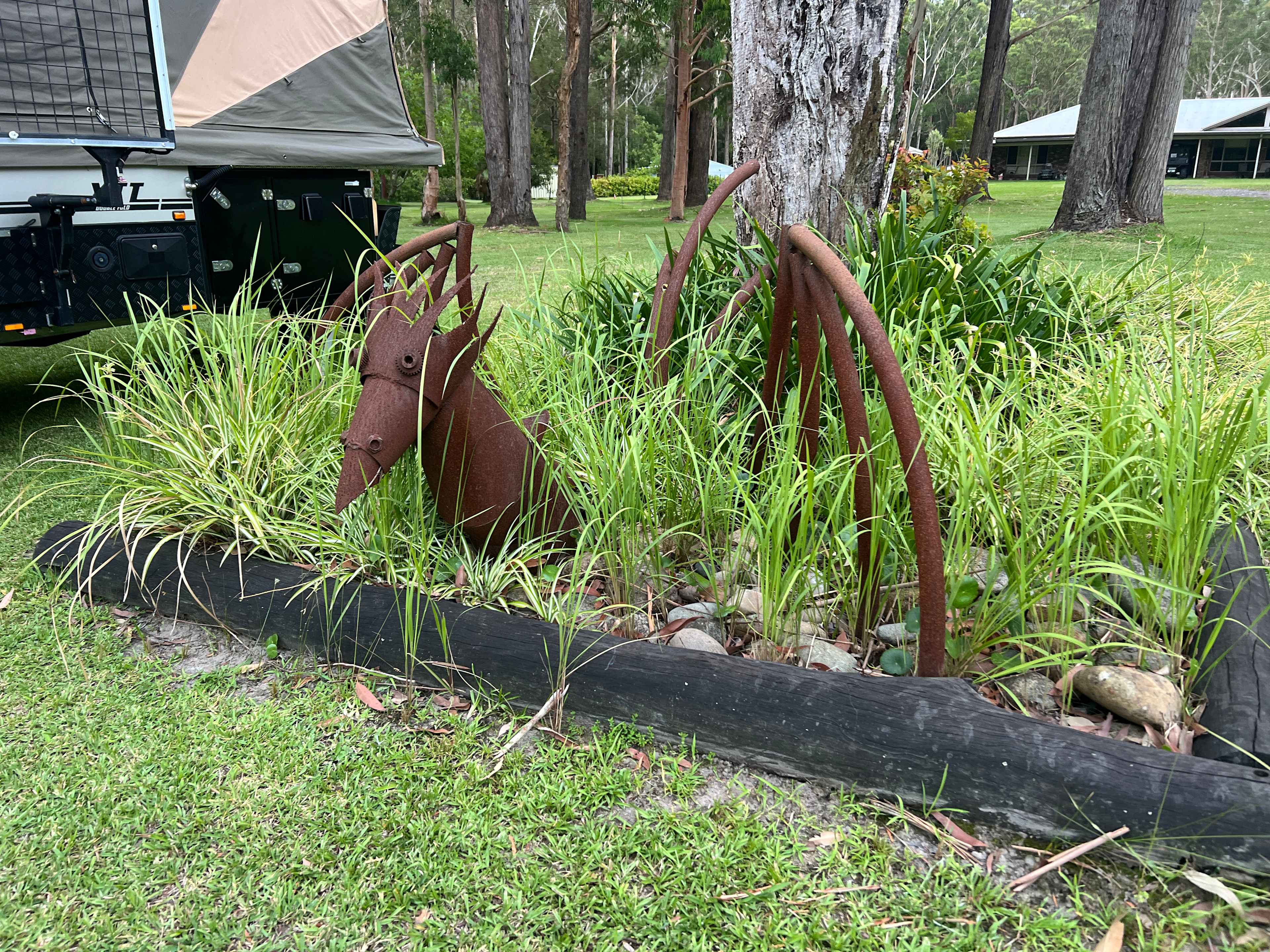 Mistinthegumtrees BUDGET 2 GLAMPING