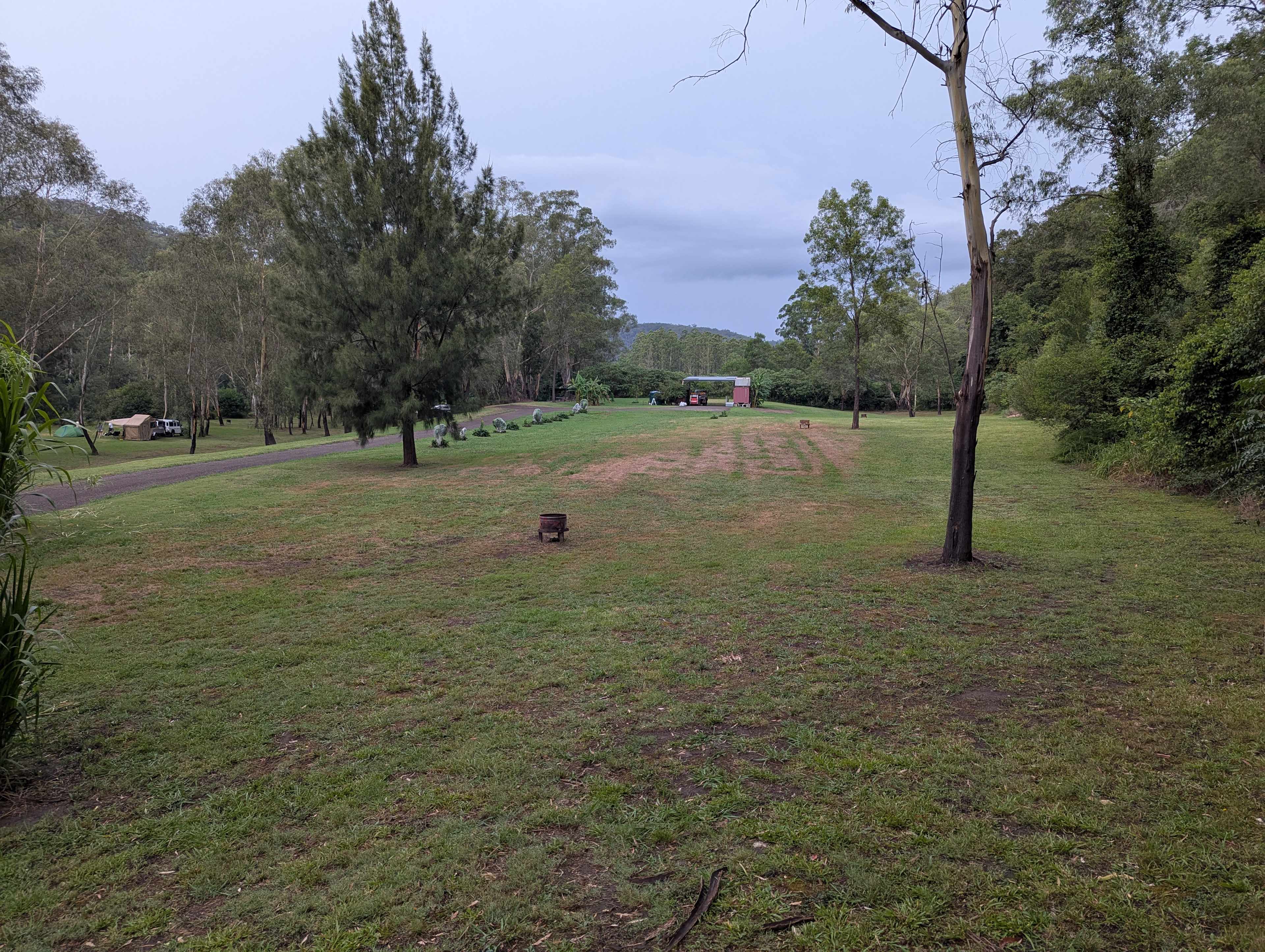 Whispering Gums Colo River Camping