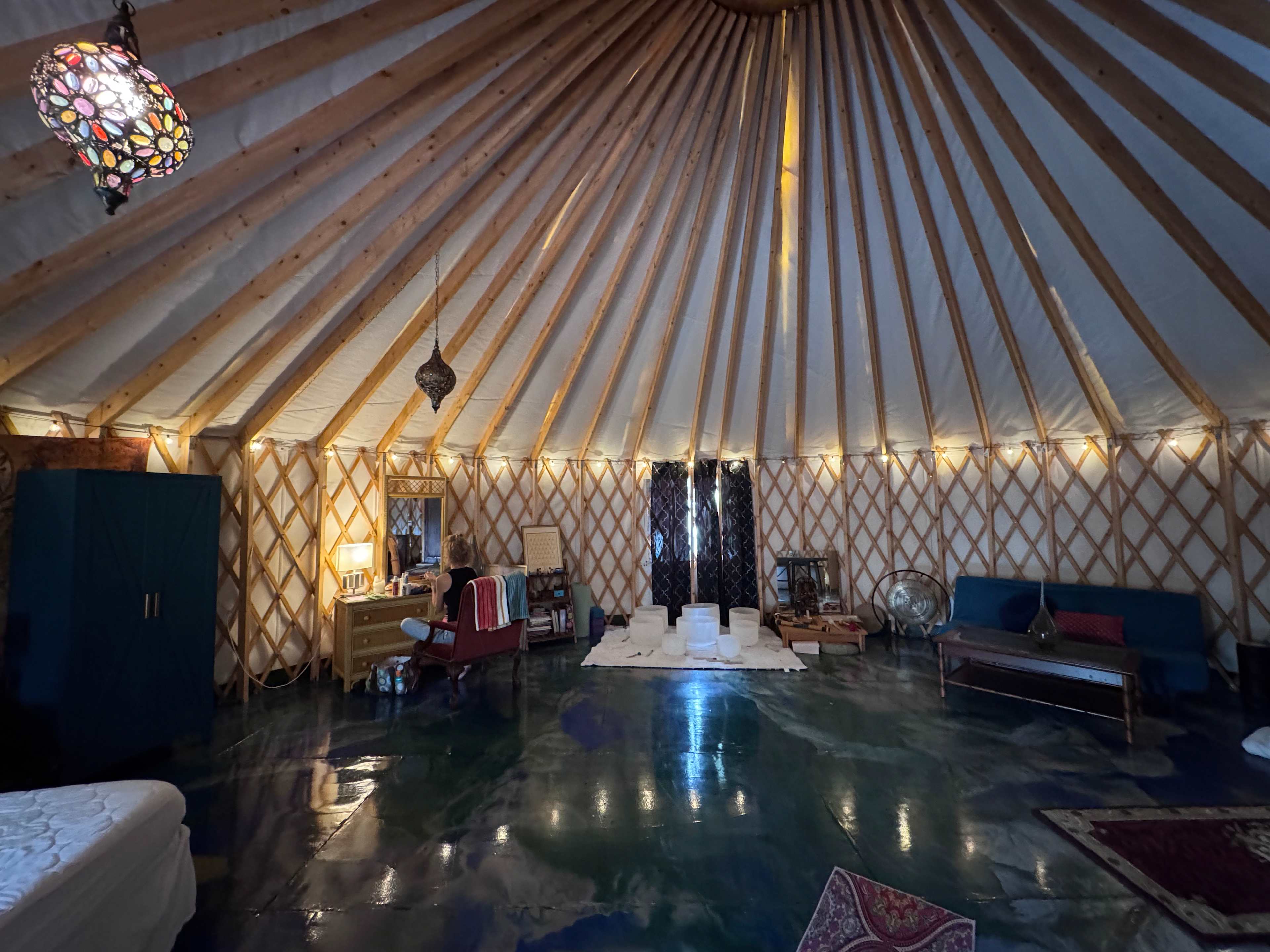 Yurt Glamping Nature in the City