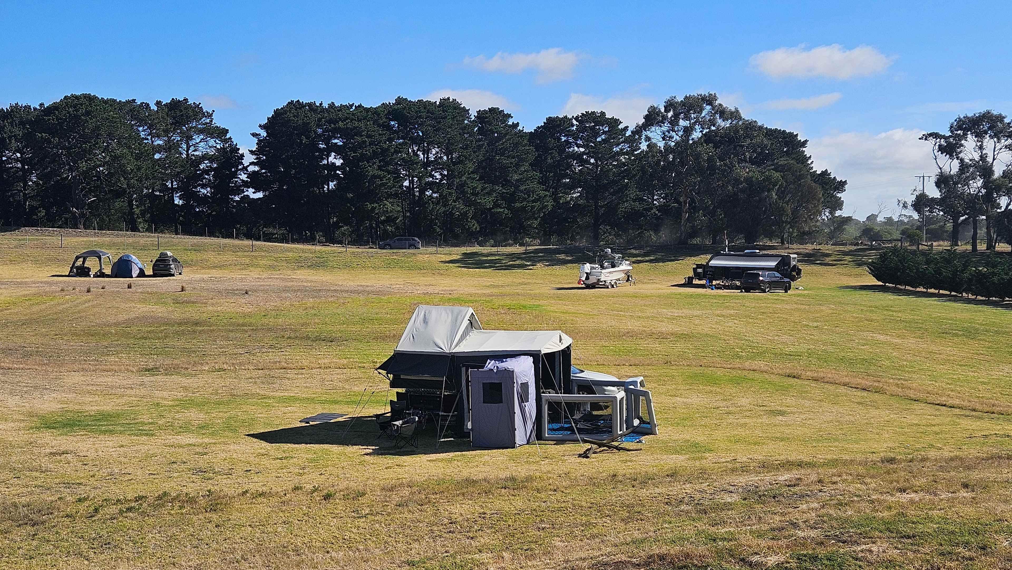 Shacks at Kardella Park