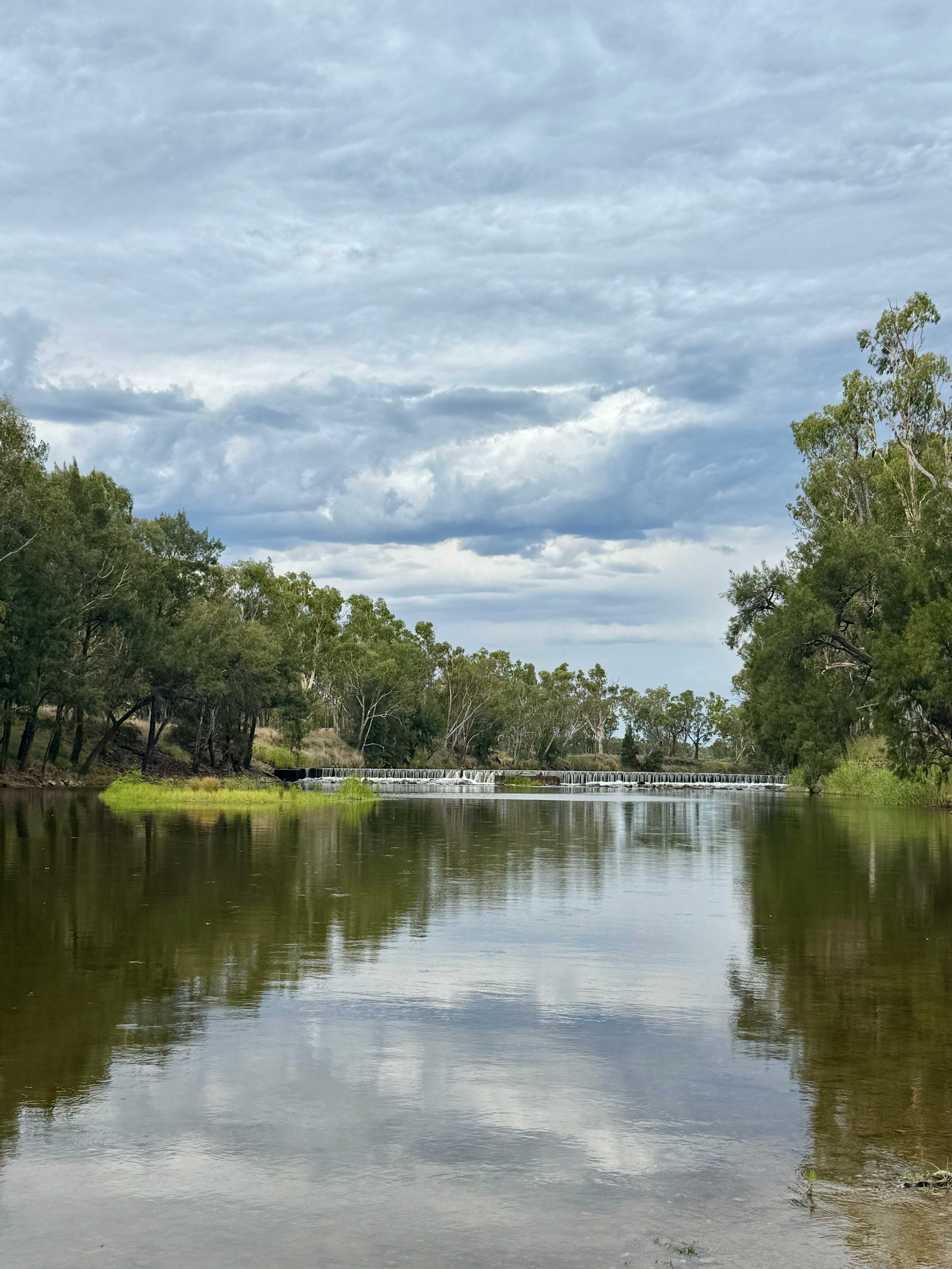 Bushland Hideaway on the River